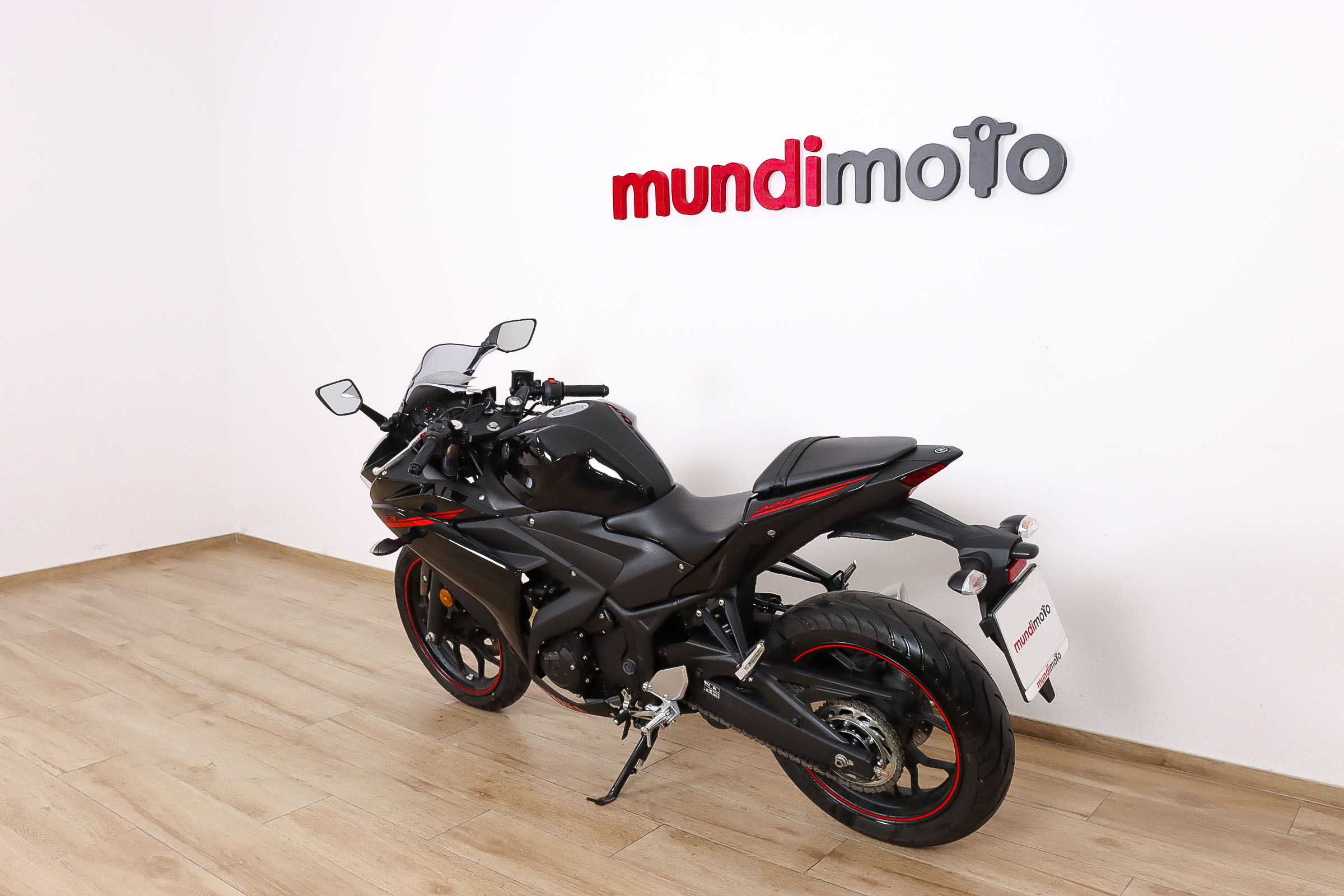 YAMAHA YZF-R3YAMAHA6 YAMAHA YZF-R3YAMAHA6