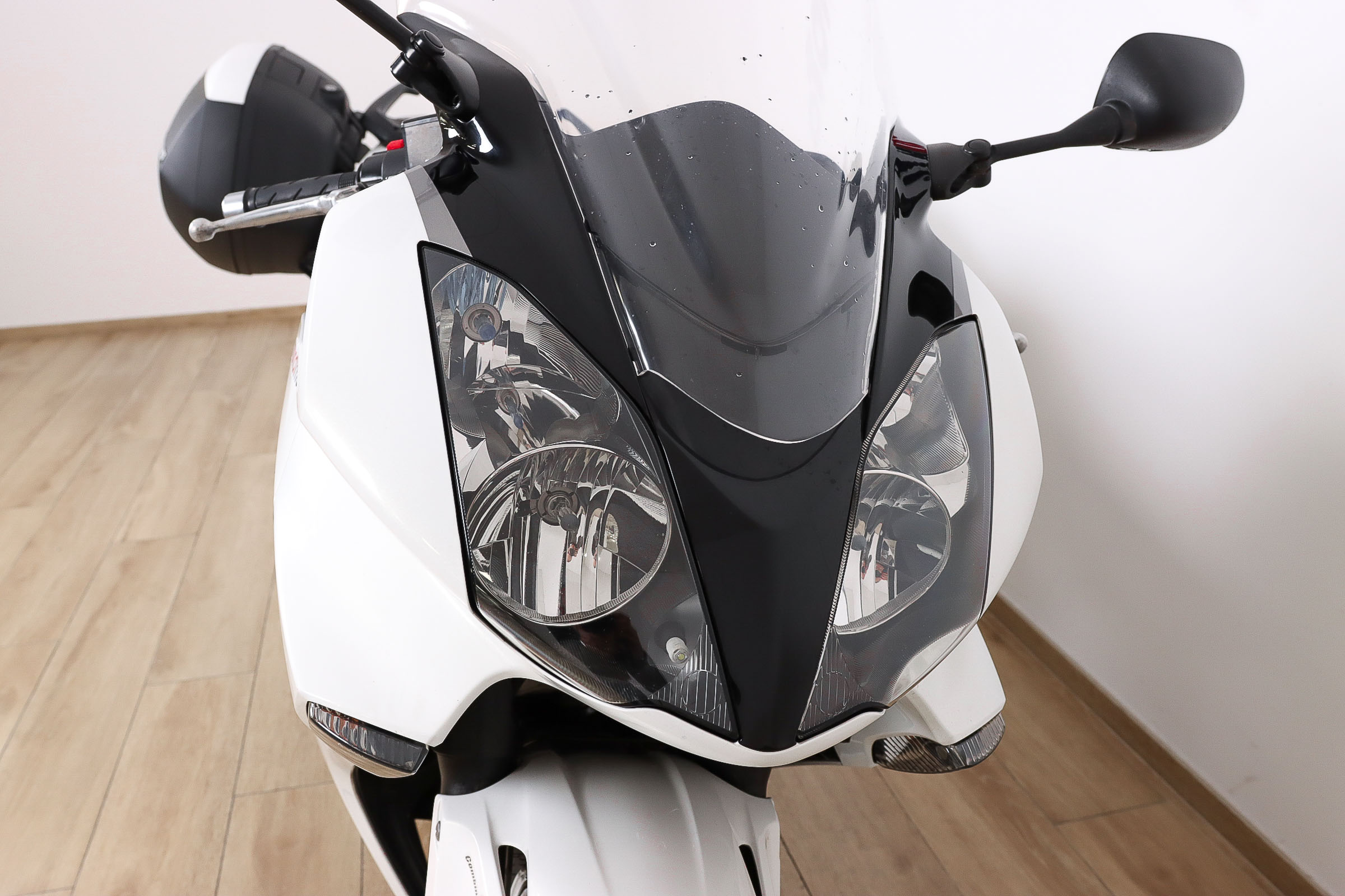 HONDA VFR 800 FIHONDA3 HONDA VFR 800 FIHONDA3