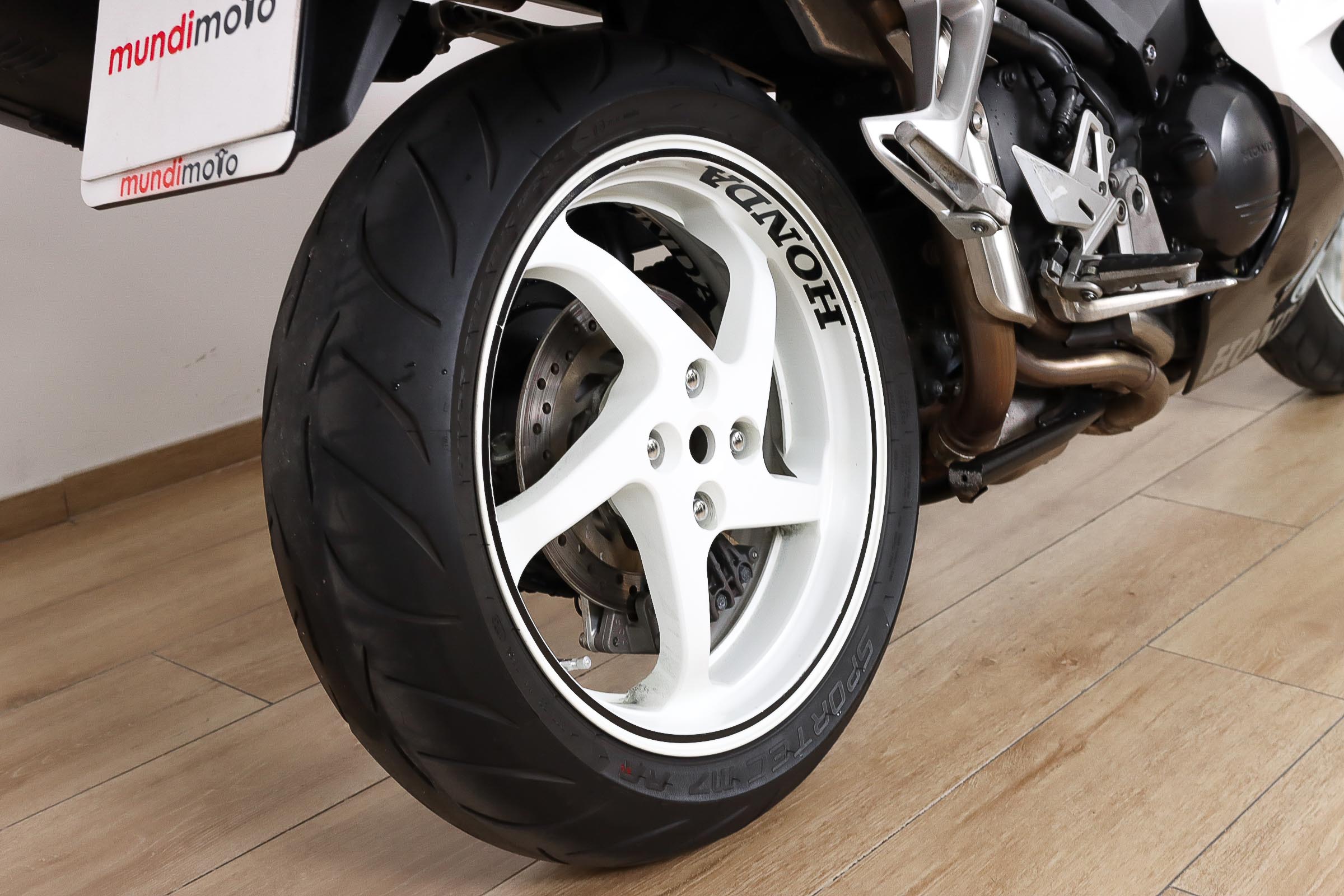 HONDA VFR 800 FIHONDA4 HONDA VFR 800 FIHONDA4