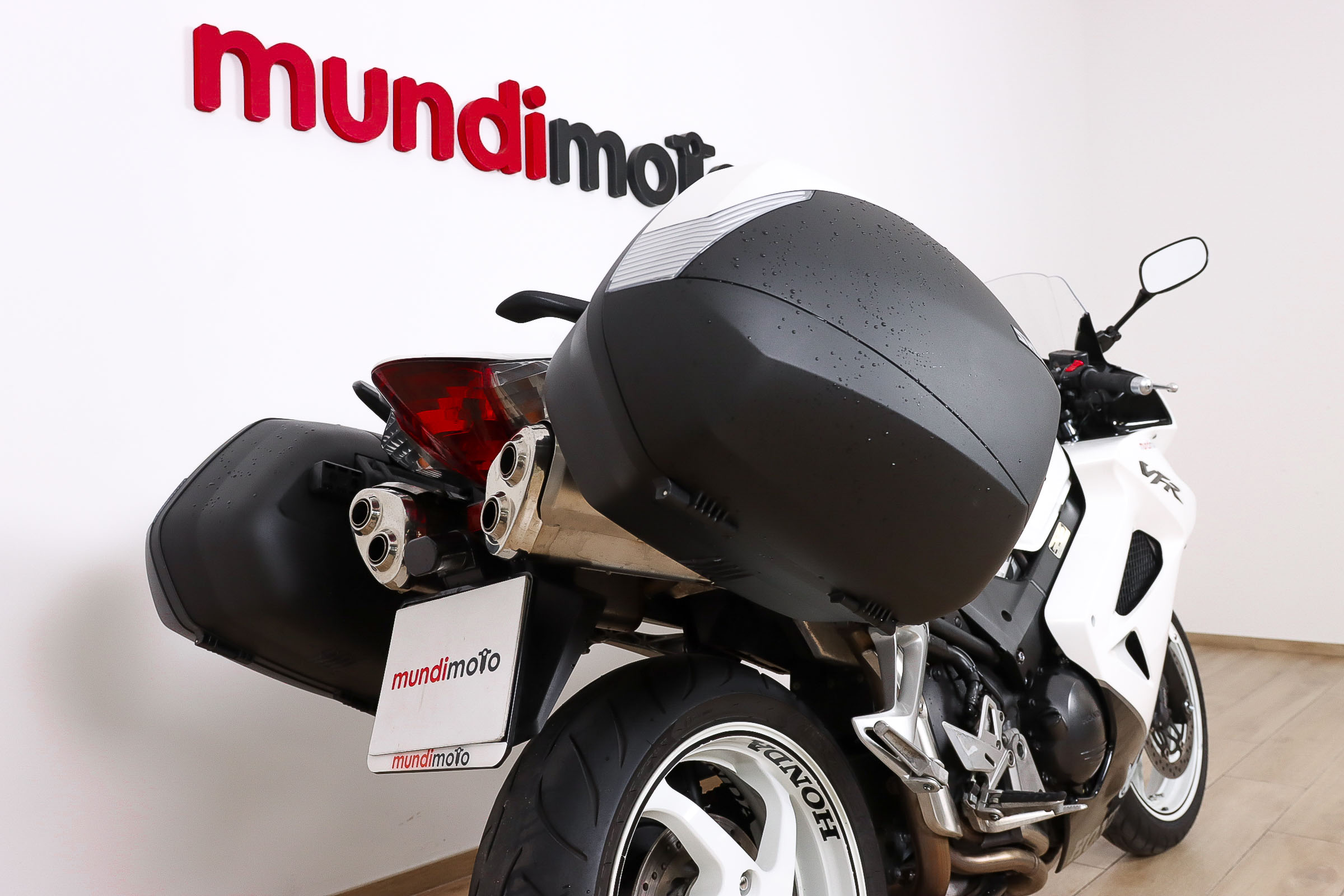 HONDA VFR 800 FIHONDA5 HONDA VFR 800 FIHONDA5