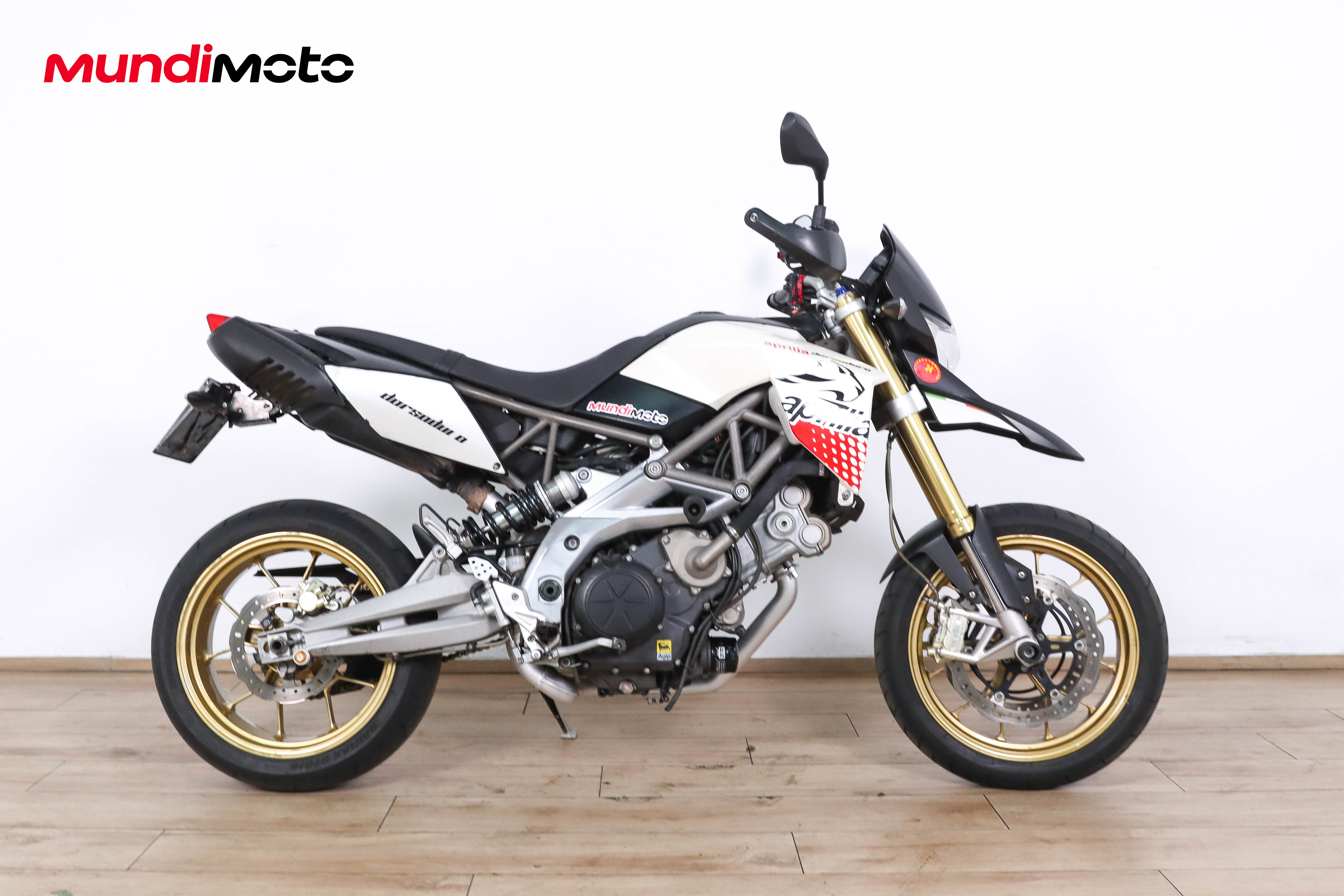 APRILIA Dorsoduro 750APRILIA0 APRILIA Dorsoduro 750APRILIA0