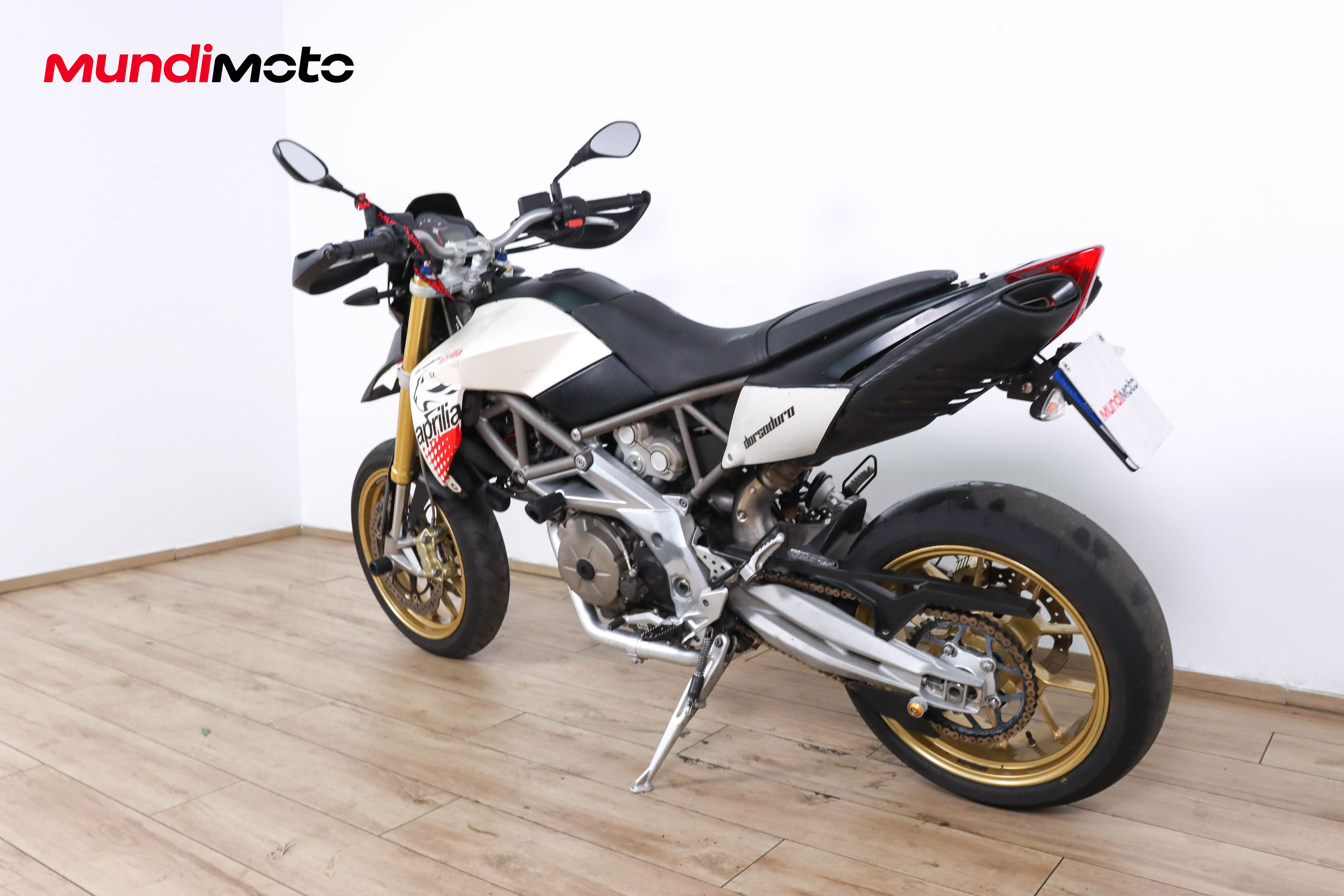 APRILIA Dorsoduro 750APRILIA6 APRILIA Dorsoduro 750APRILIA6