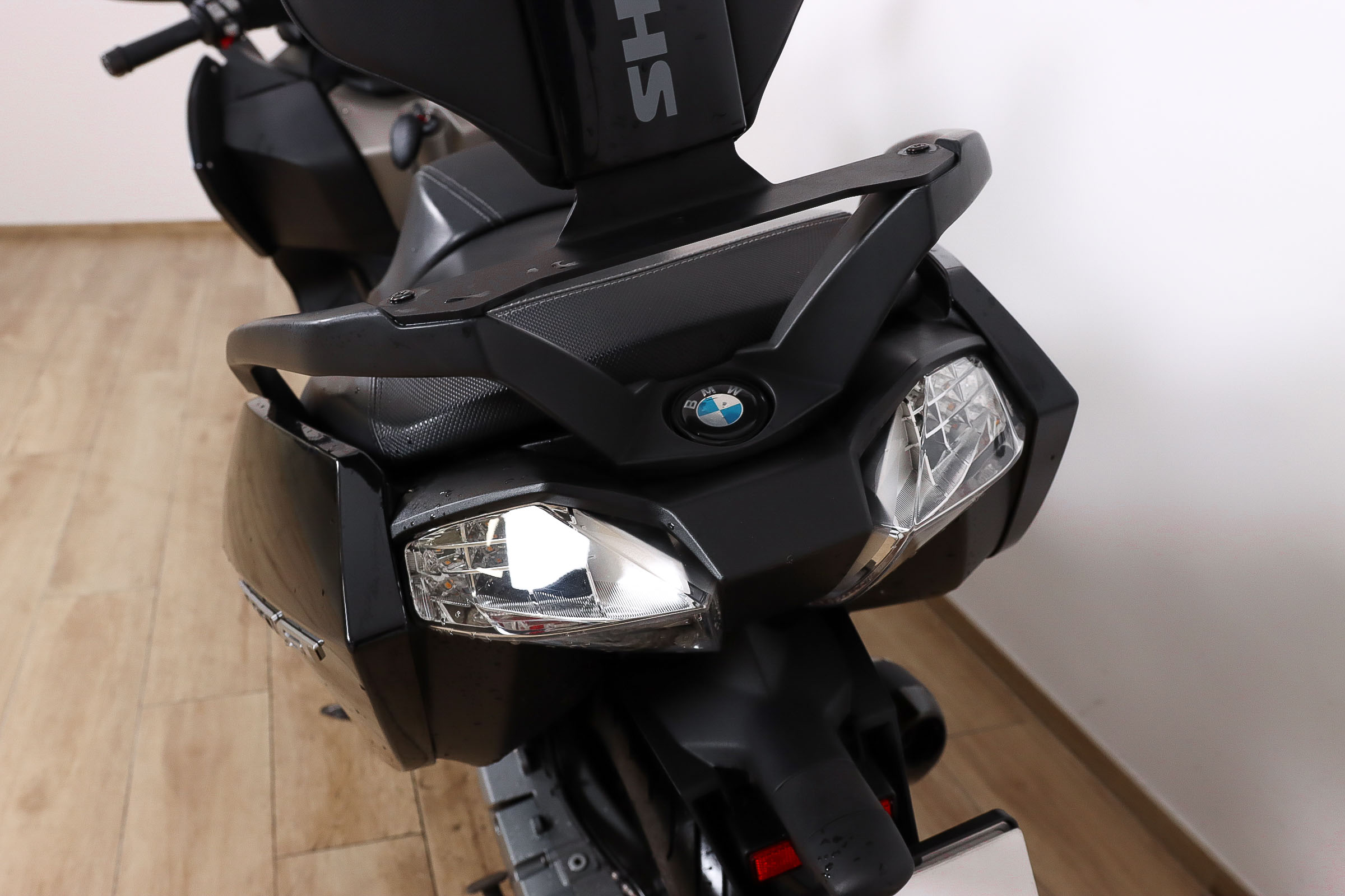 BMW C 650 GTBMW8 BMW C 650 GTBMW8