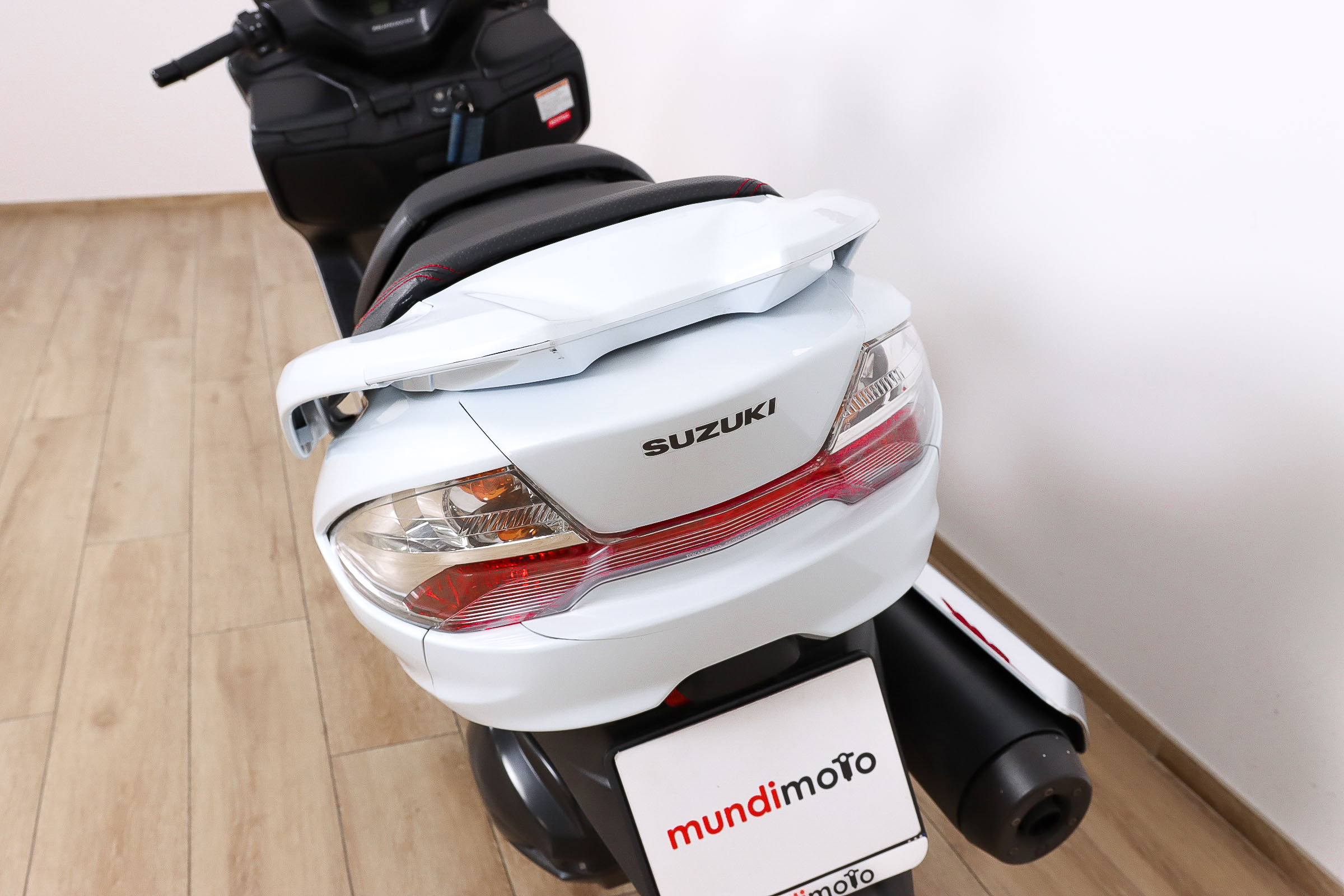 SUZUKI BURGMAN 400 ABSSUZUKI9 SUZUKI BURGMAN 400 ABSSUZUKI9