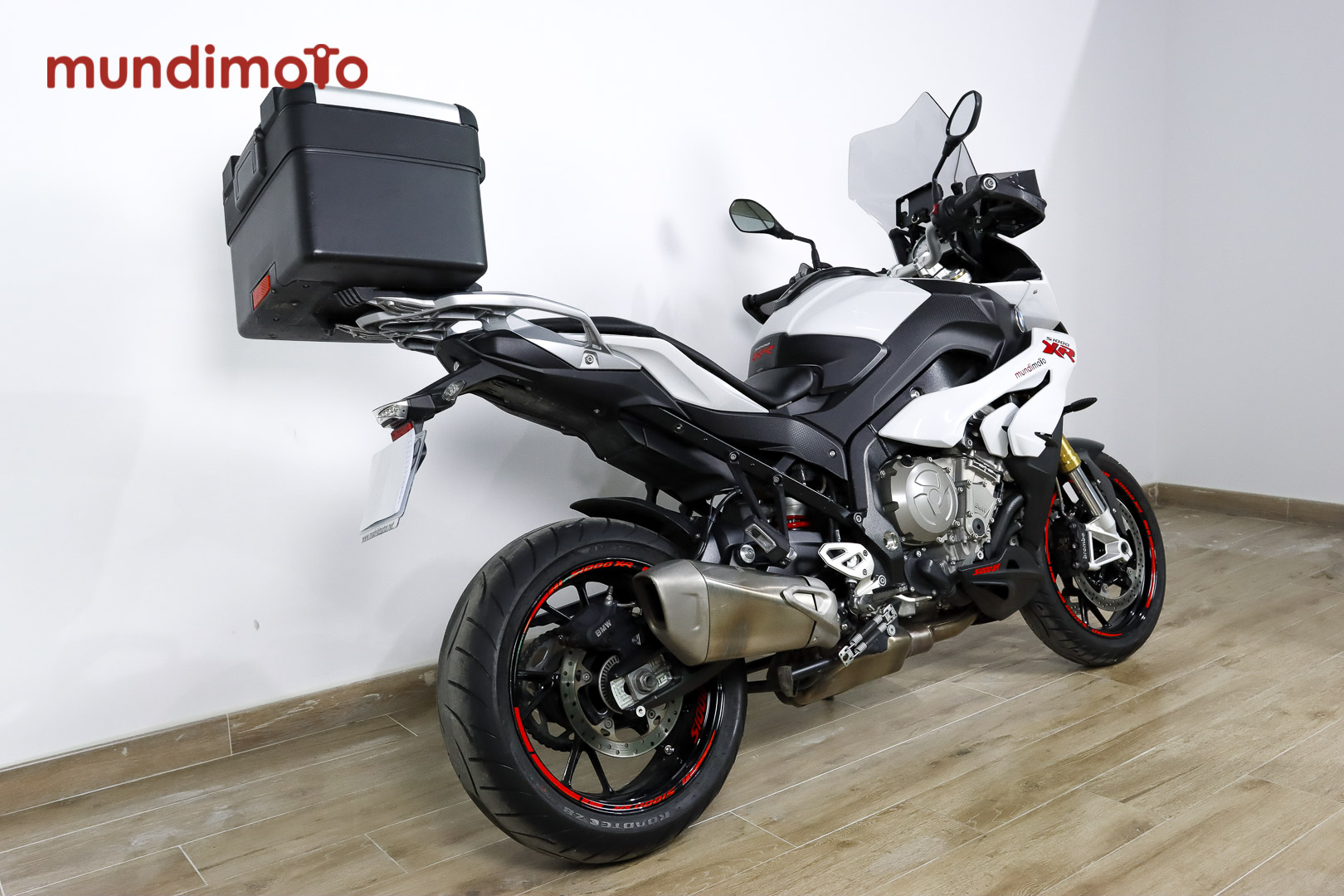 BMW S 1000 XRBMW9 BMW S 1000 XRBMW9