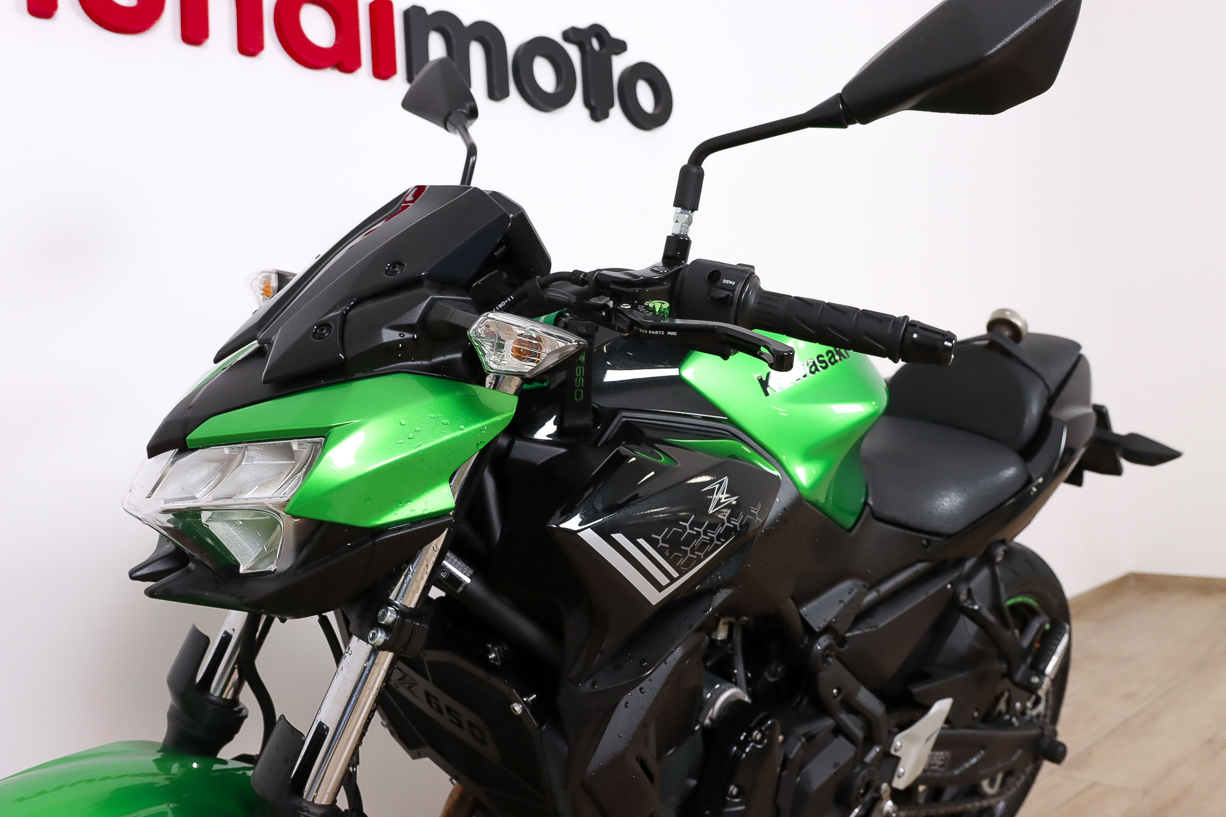 KAWASAKI Z 650KAWASAKI10 KAWASAKI Z 650KAWASAKI10