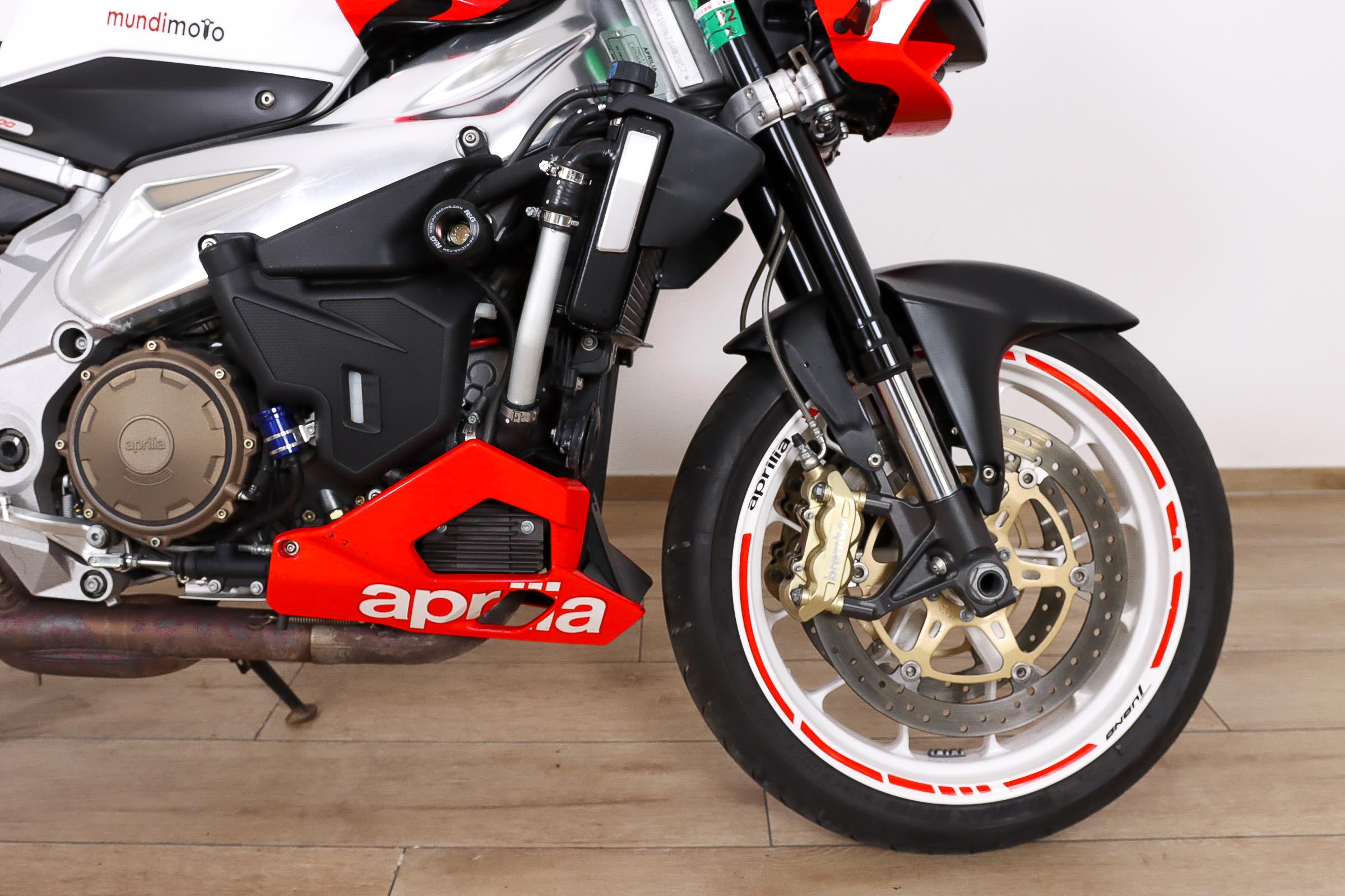 APRILIA RSV Mille RAPRILIA4 APRILIA RSV Mille RAPRILIA4