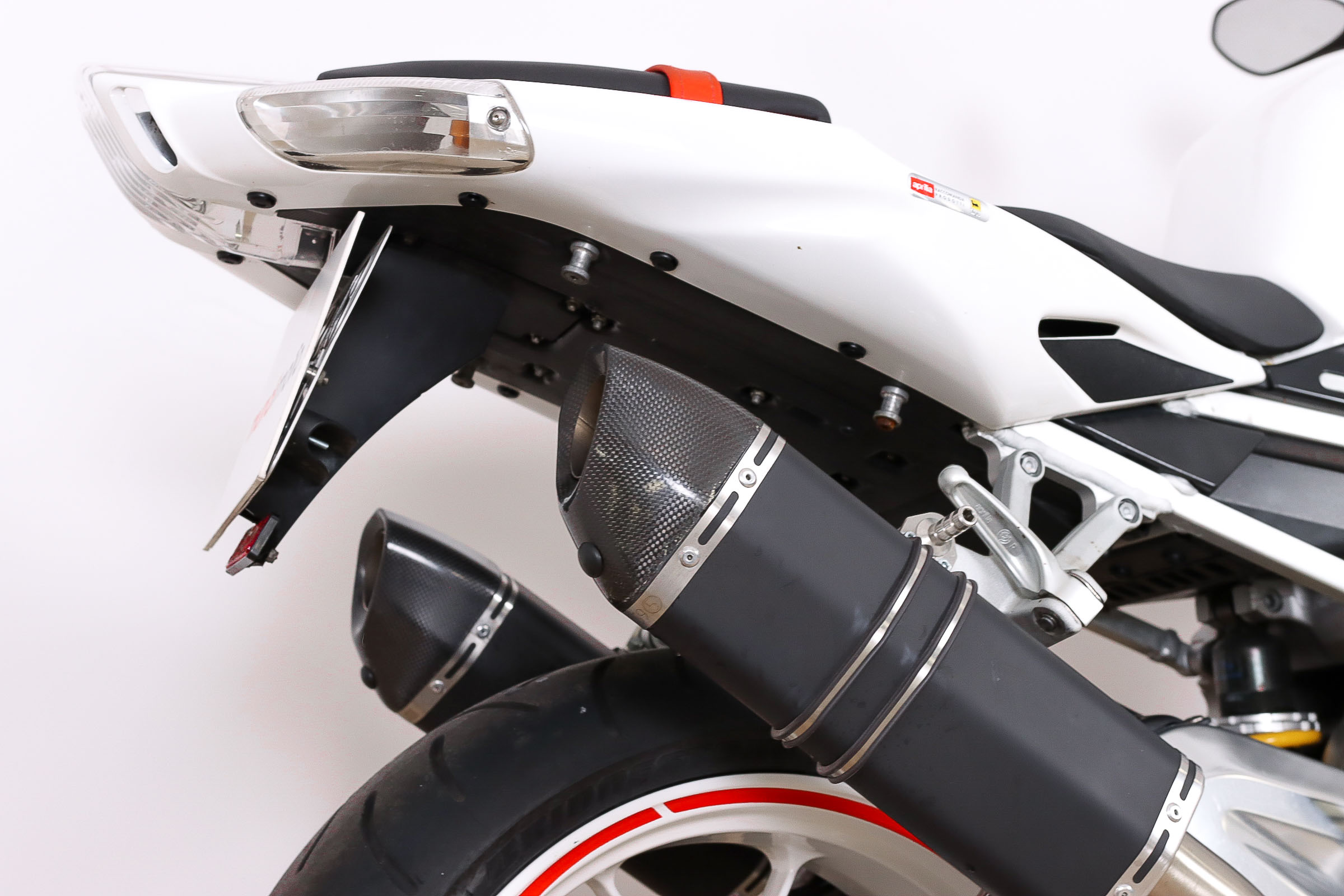APRILIA RSV Mille RAPRILIA6 APRILIA RSV Mille RAPRILIA6