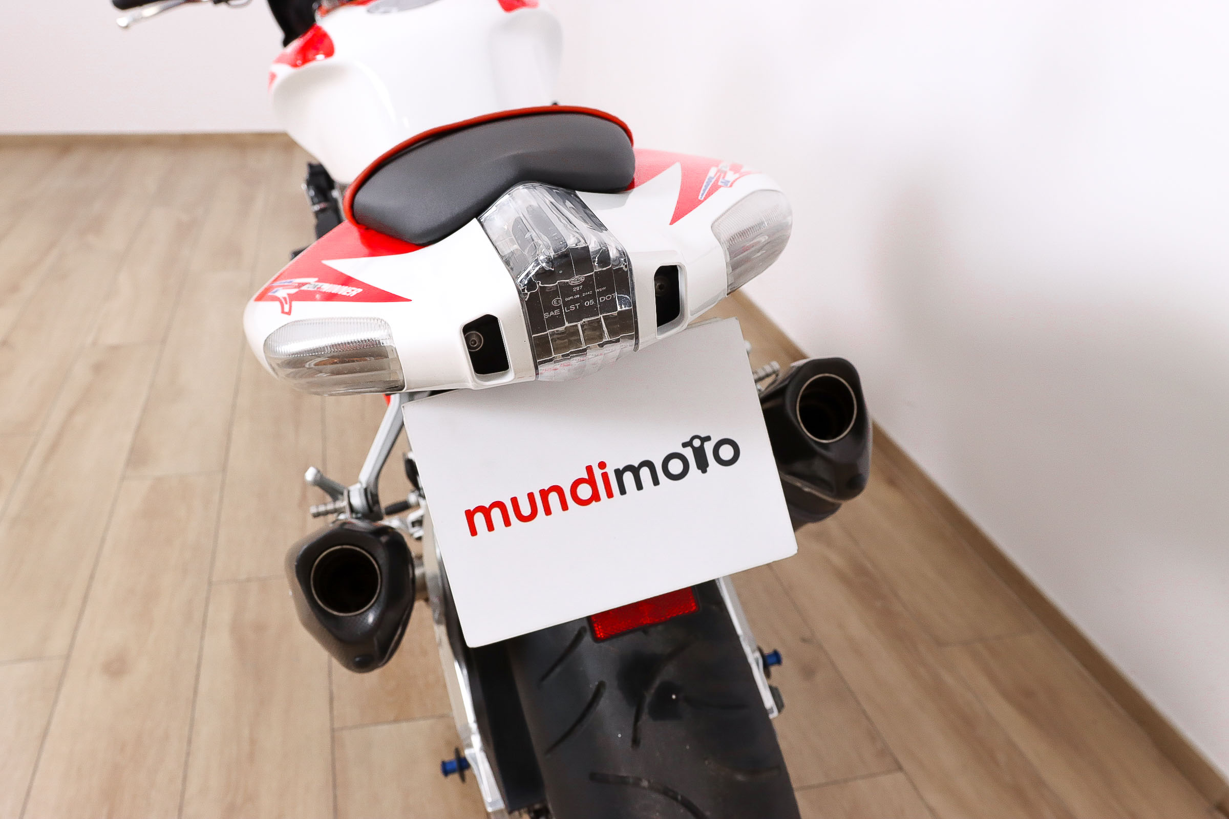APRILIA RSV Mille RAPRILIA11 APRILIA RSV Mille RAPRILIA11
