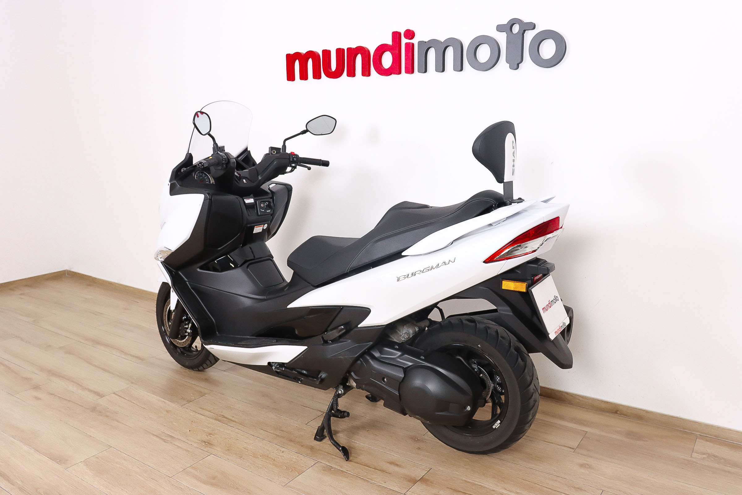 SUZUKI BURGMAN 400SUZUKI8 SUZUKI BURGMAN 400SUZUKI8