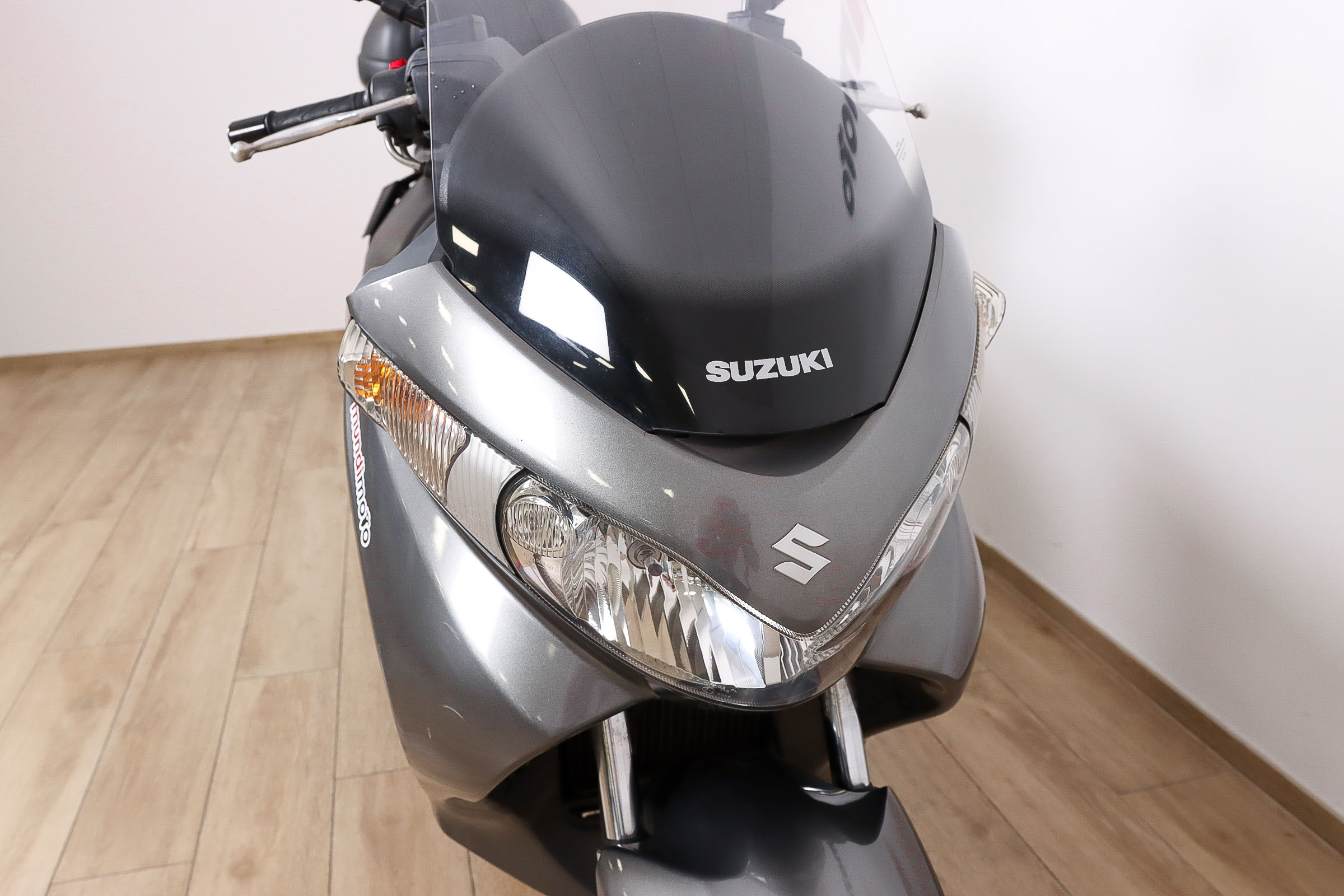 SUZUKI BURGMAN 200SUZUKI3 SUZUKI BURGMAN 200SUZUKI3