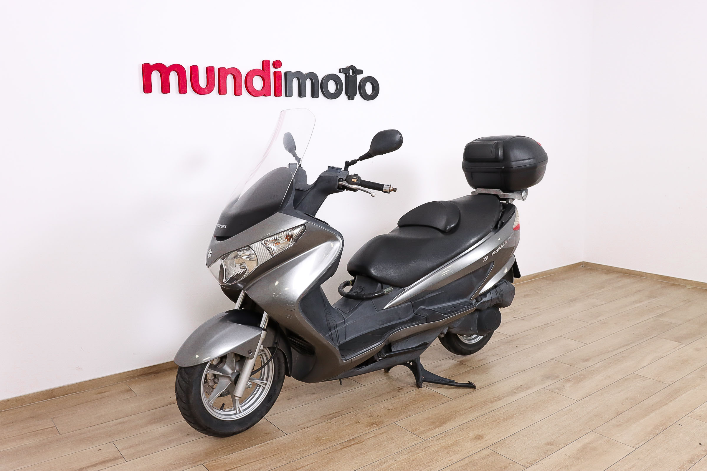 SUZUKI BURGMAN 200SUZUKI8 SUZUKI BURGMAN 200SUZUKI8