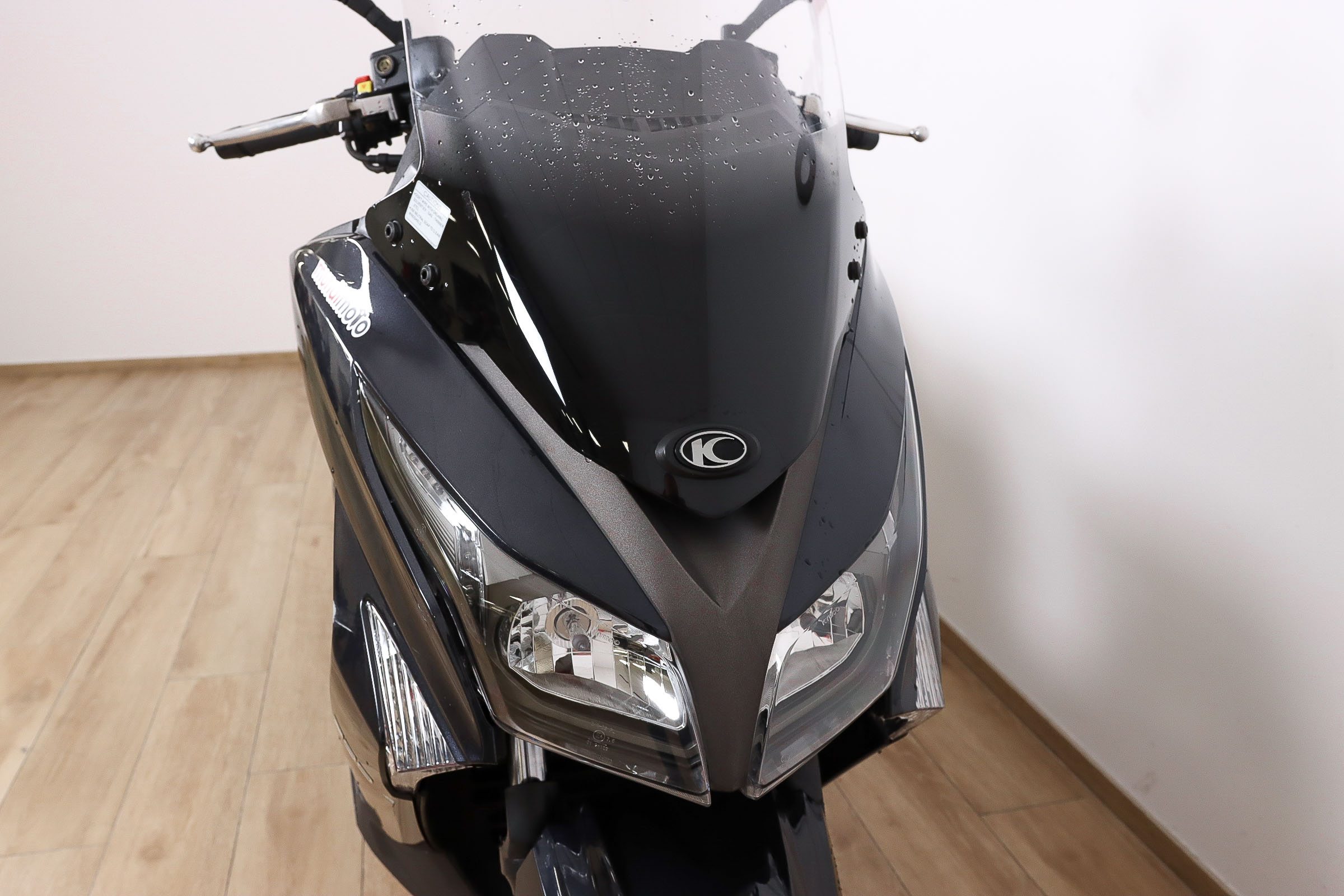 KYMCO Grand Dink 300KYMCO3 KYMCO Grand Dink 300KYMCO3