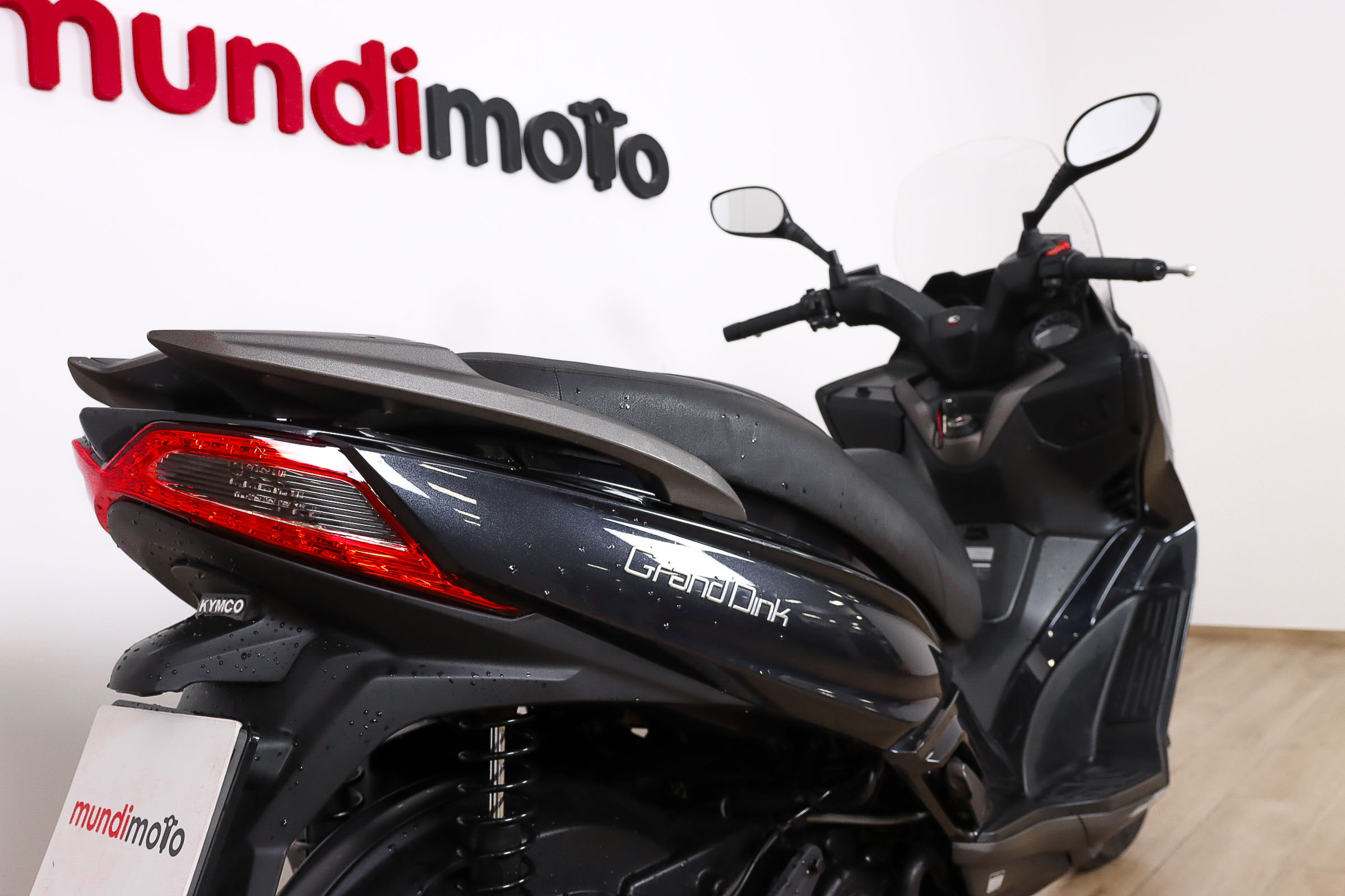 KYMCO Grand Dink 300KYMCO5 KYMCO Grand Dink 300KYMCO5