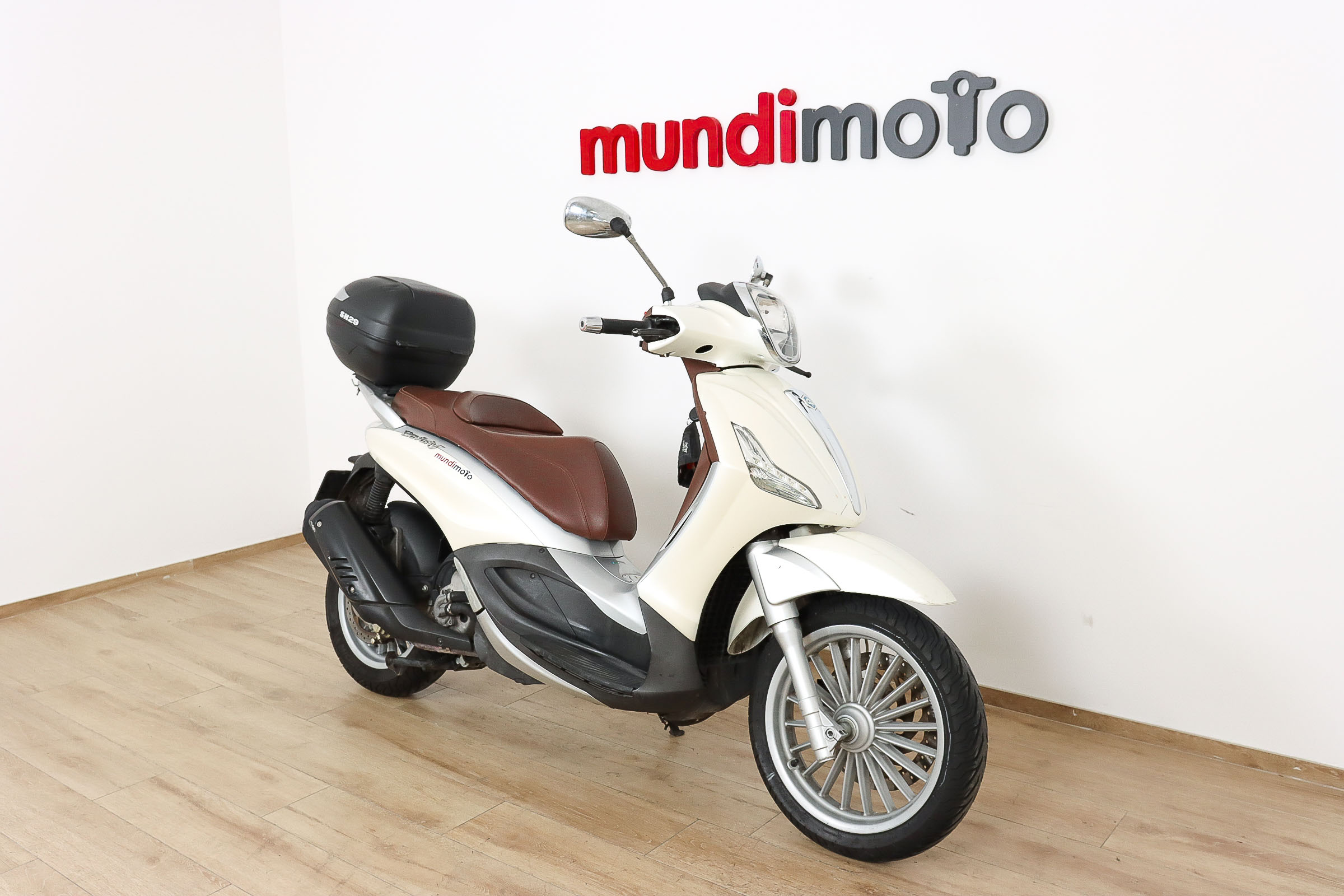 PIAGGIO beverly 300 iePIAGGIO2 PIAGGIO beverly 300 iePIAGGIO2