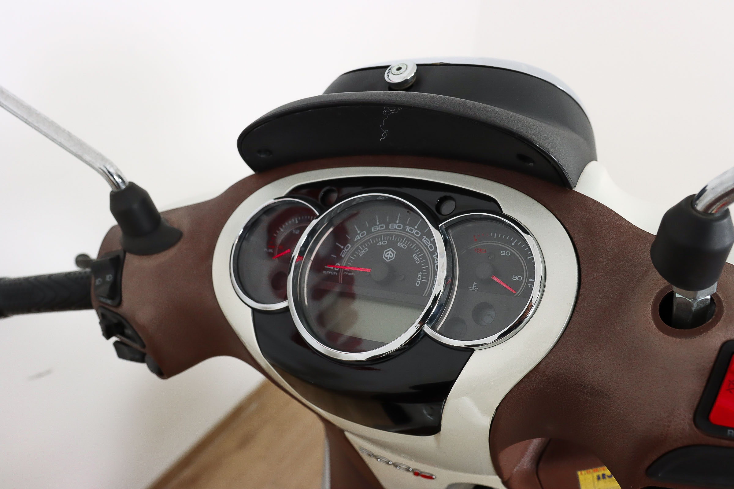 PIAGGIO beverly 300 iePIAGGIO4 PIAGGIO beverly 300 iePIAGGIO4