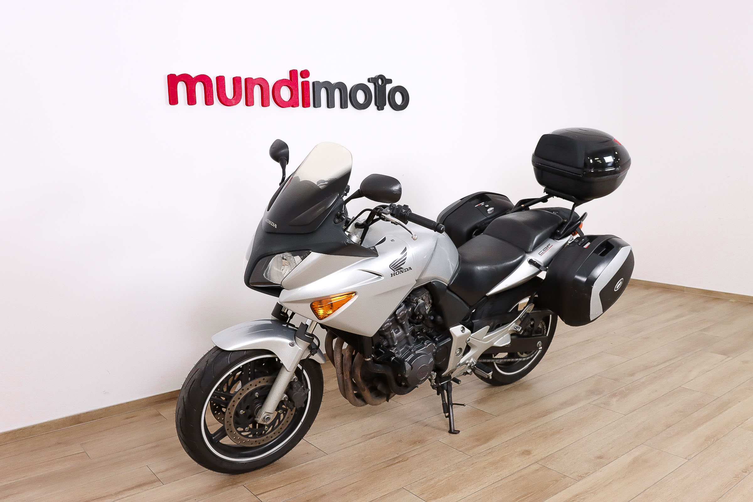 HONDA CBF 600SHONDA9 HONDA CBF 600SHONDA9