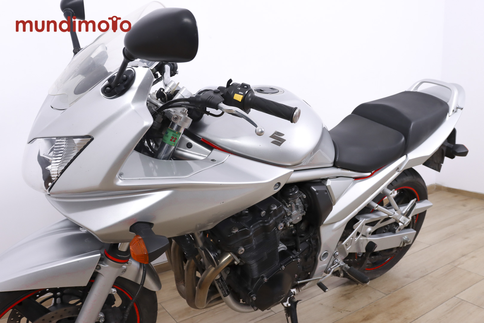 SUZUKI Bandit 650 SSUZUKI14 SUZUKI Bandit 650 SSUZUKI14