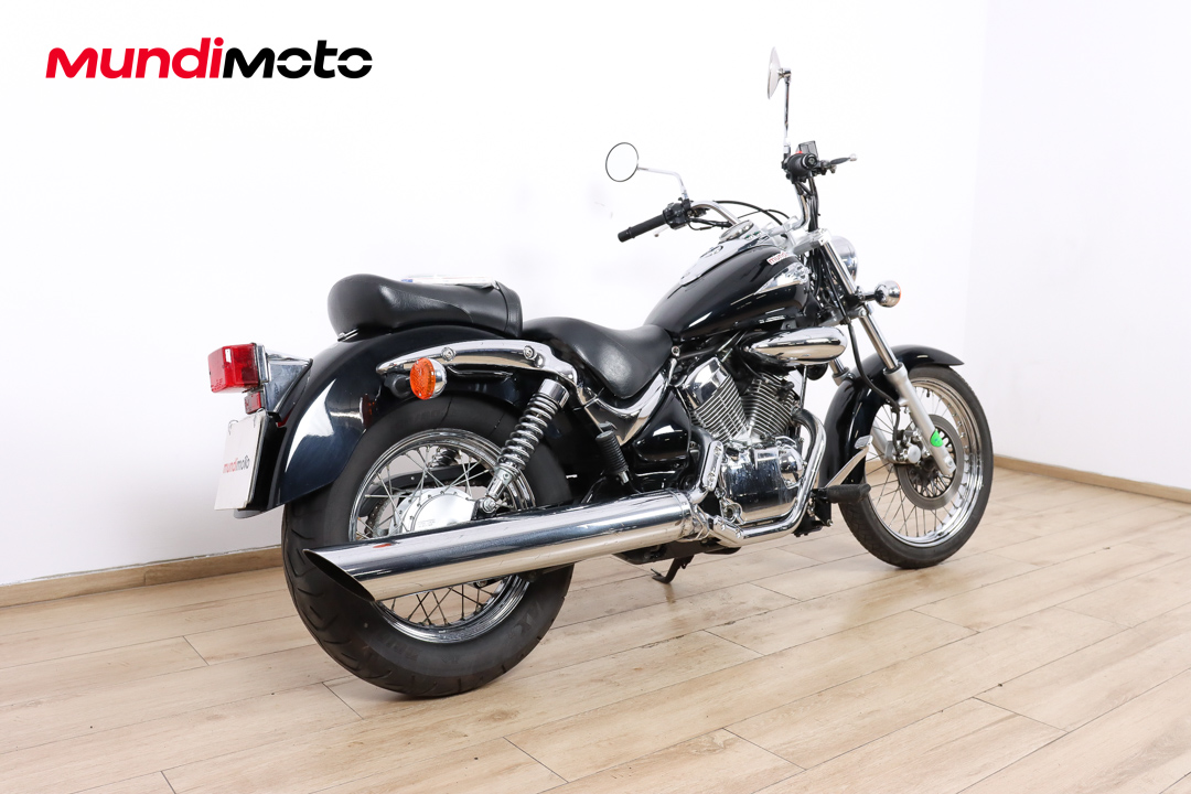 SUZUKI Intruder 250 LCSUZUKI2 SUZUKI Intruder 250 LCSUZUKI2