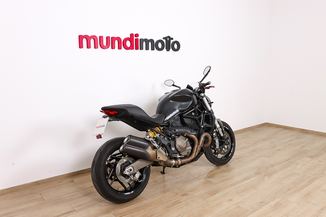 DUCATI Monster 821 DarkDUCATI4 DUCATI Monster 821 DarkDUCATI4