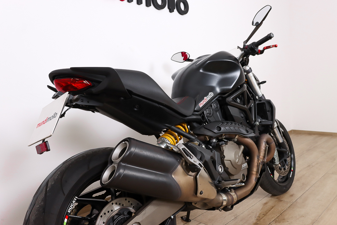 DUCATI Monster 821 DarkDUCATI6 DUCATI Monster 821 DarkDUCATI6