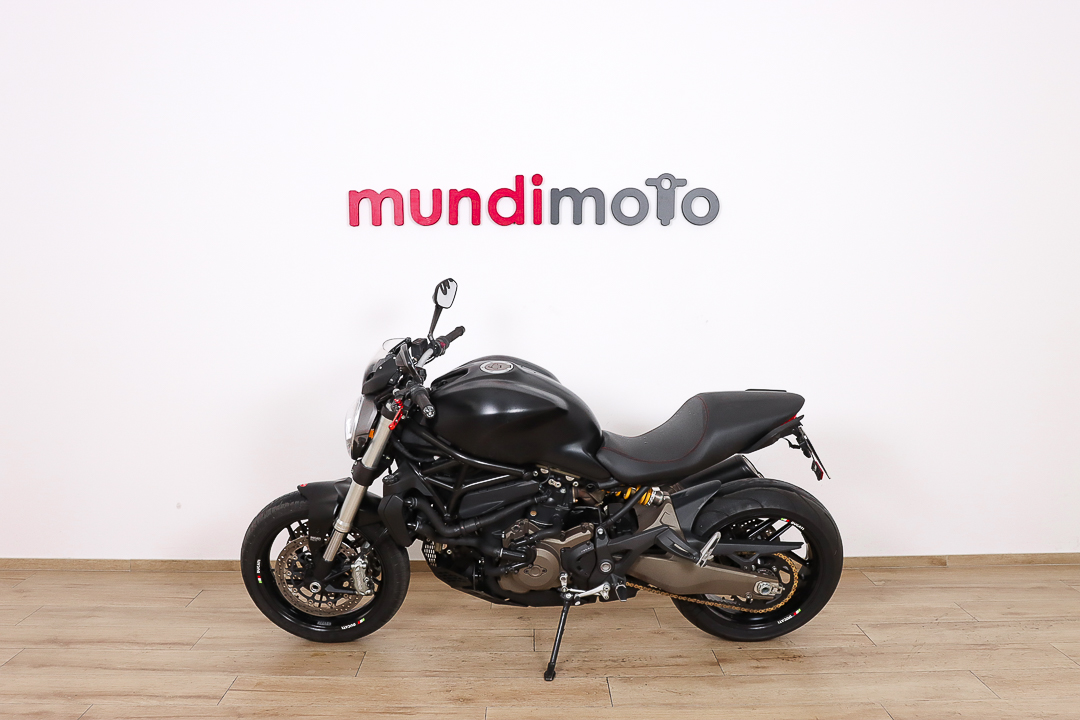 DUCATI Monster 821 DarkDUCATI7 DUCATI Monster 821 DarkDUCATI7