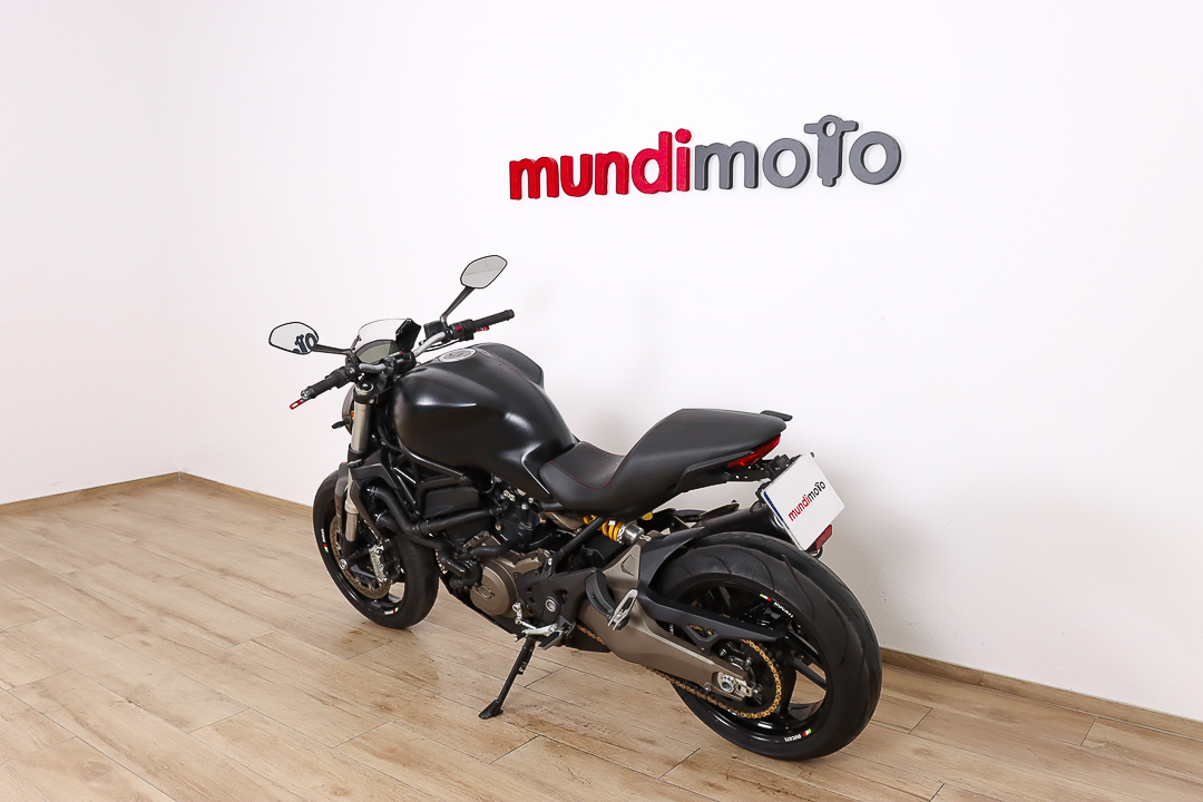 DUCATI Monster 821 DarkDUCATI8 DUCATI Monster 821 DarkDUCATI8