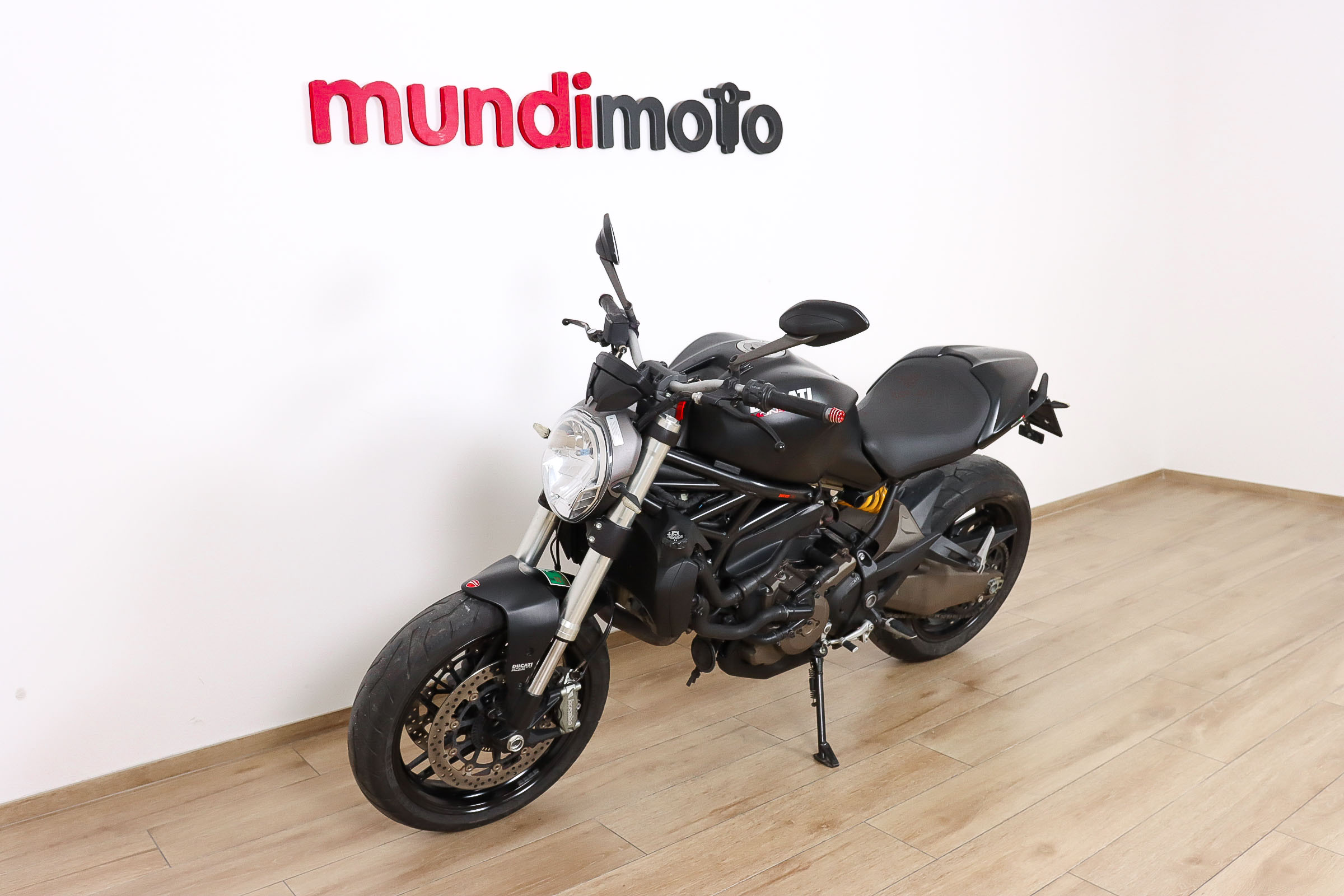 DUCATI Monster 821DUCATI8 DUCATI Monster 821DUCATI8