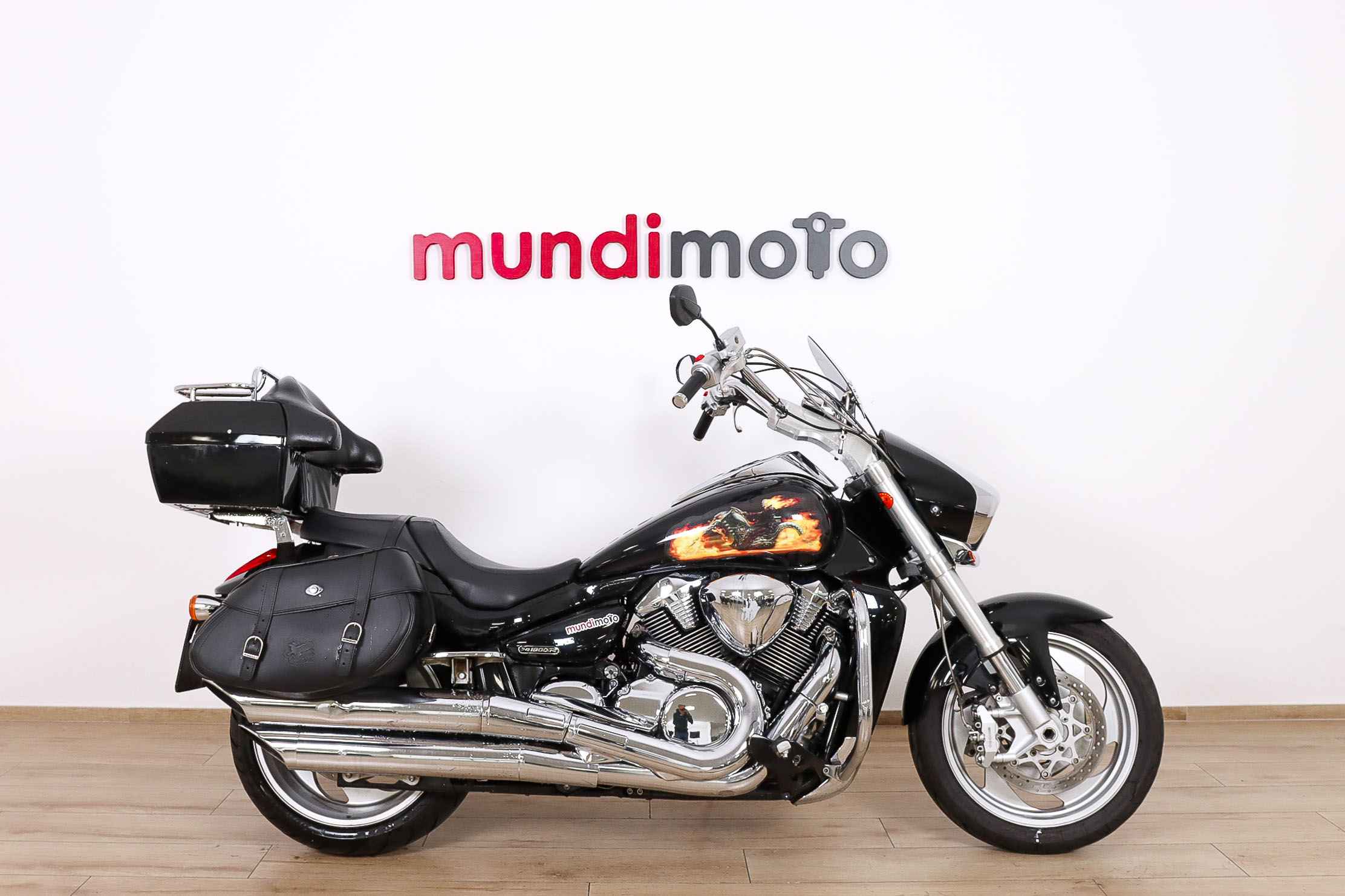 SUZUKI Intruder M1800RSUZUKI0 SUZUKI Intruder M1800RSUZUKI0