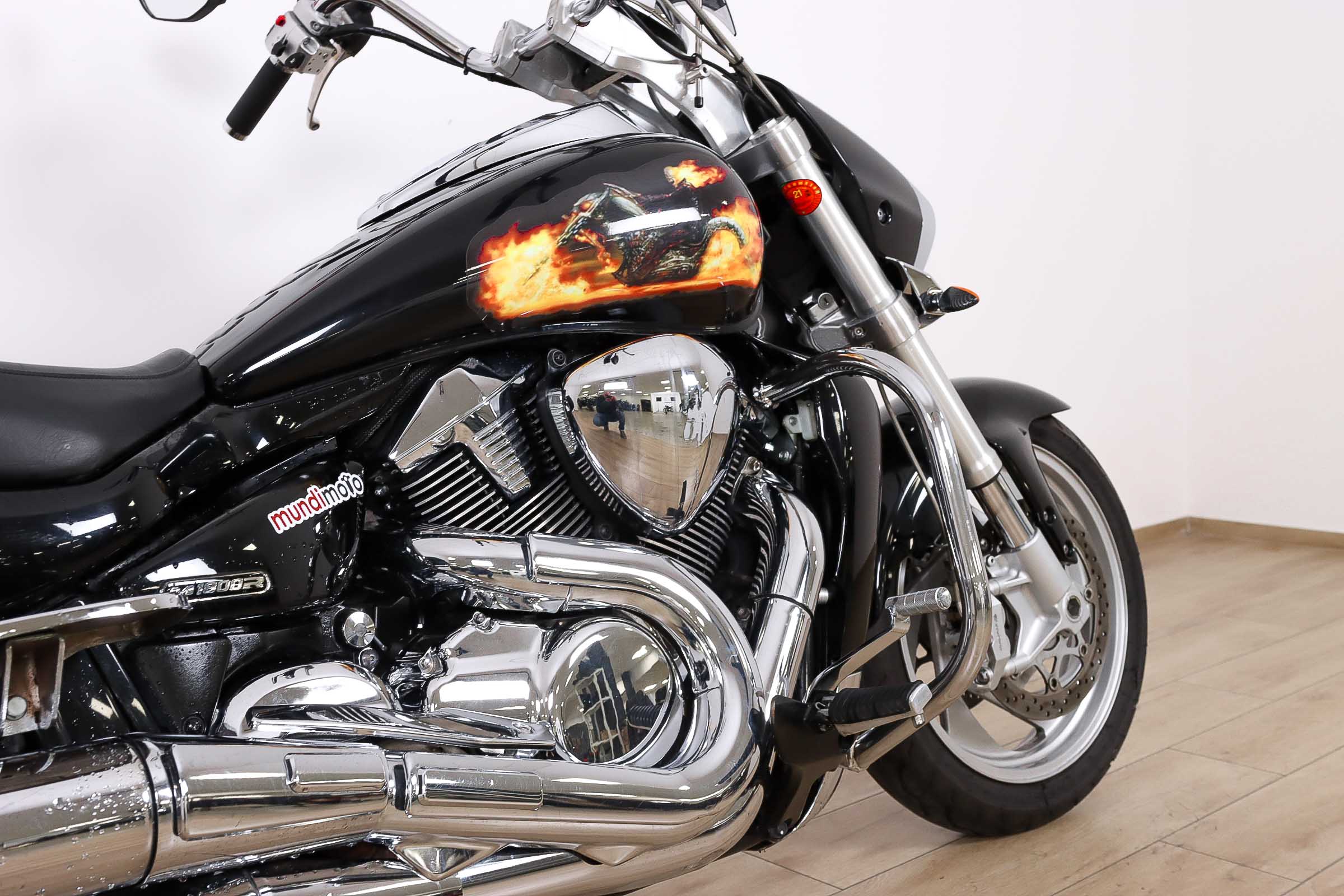 SUZUKI Intruder M1800RSUZUKI4 SUZUKI Intruder M1800RSUZUKI4