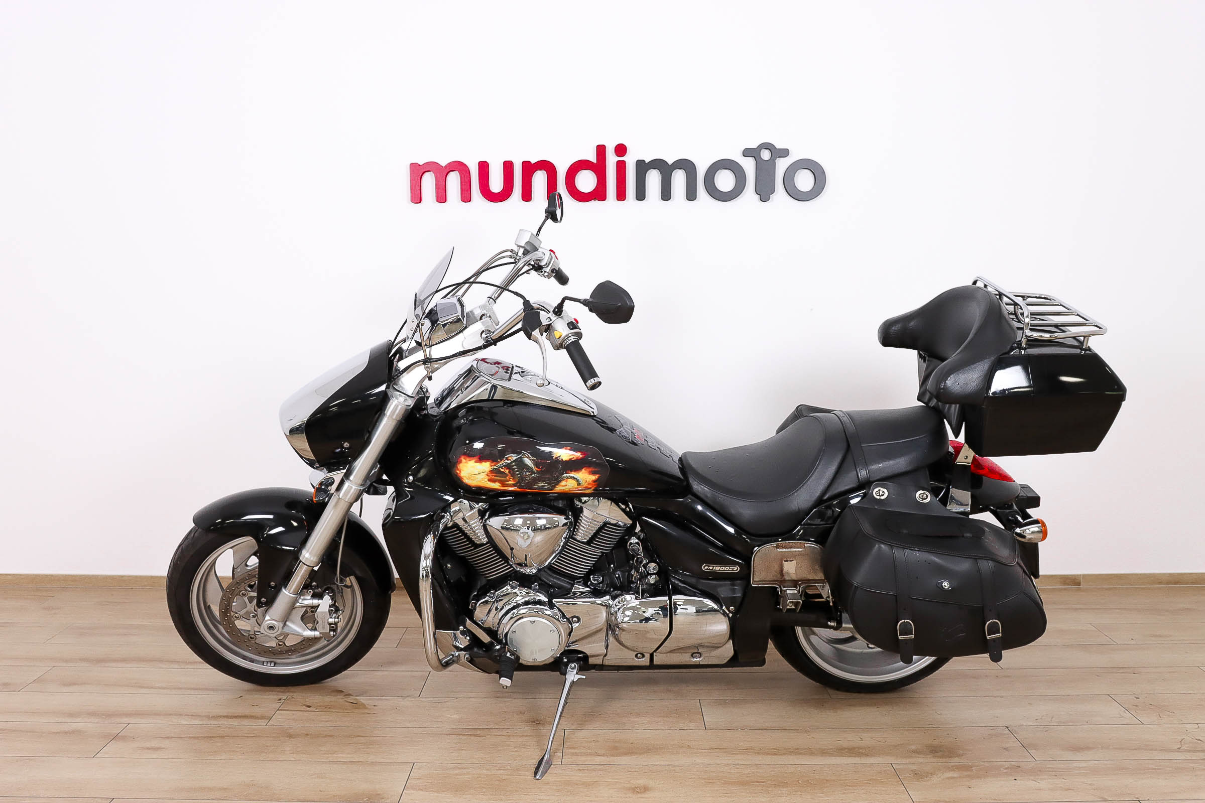 SUZUKI Intruder M1800RSUZUKI8 SUZUKI Intruder M1800RSUZUKI8