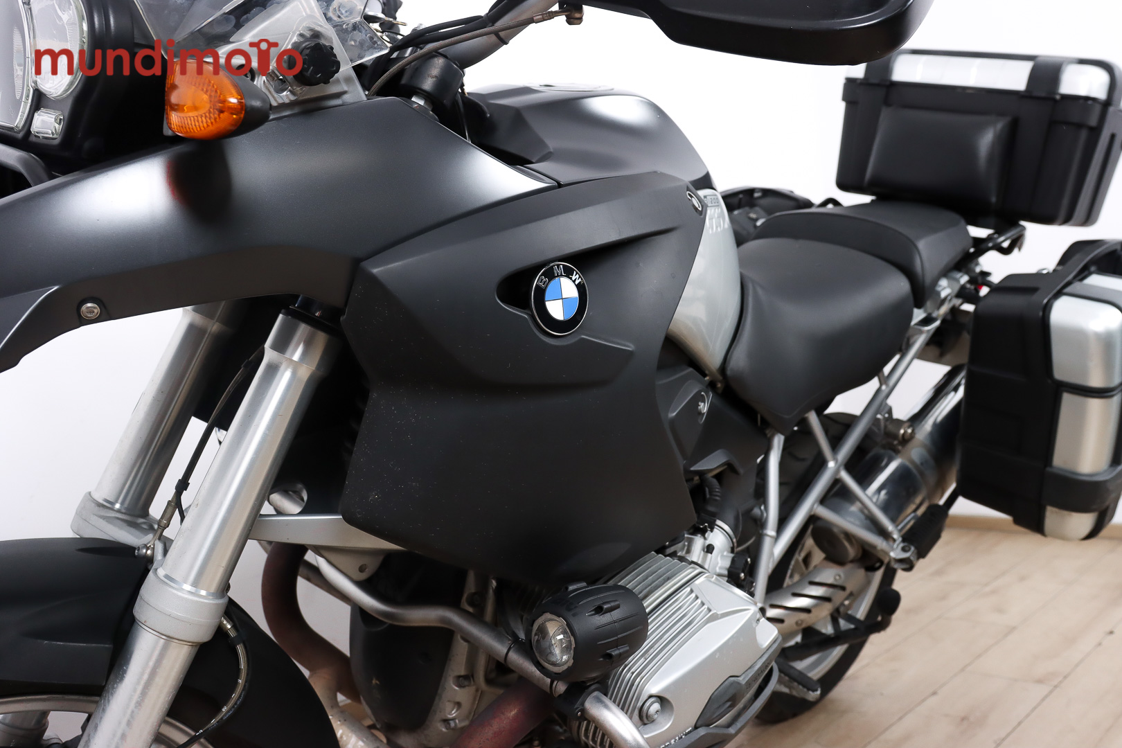 BMW R 1200 GSBMW8 BMW R 1200 GSBMW8