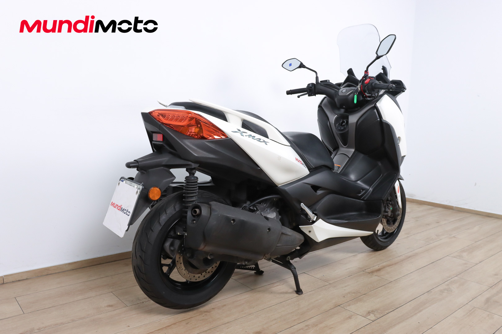 YAMAHA X-MAX 300YAMAHA2 YAMAHA X-MAX 300YAMAHA2