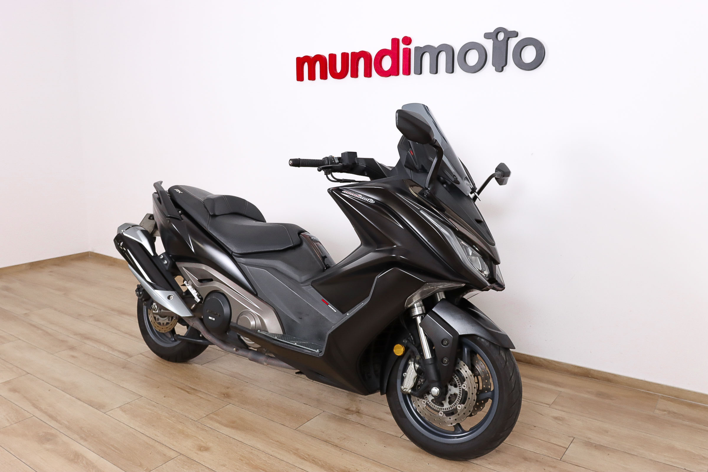 KYMCO AK 550KYMCO2 KYMCO AK 550KYMCO2