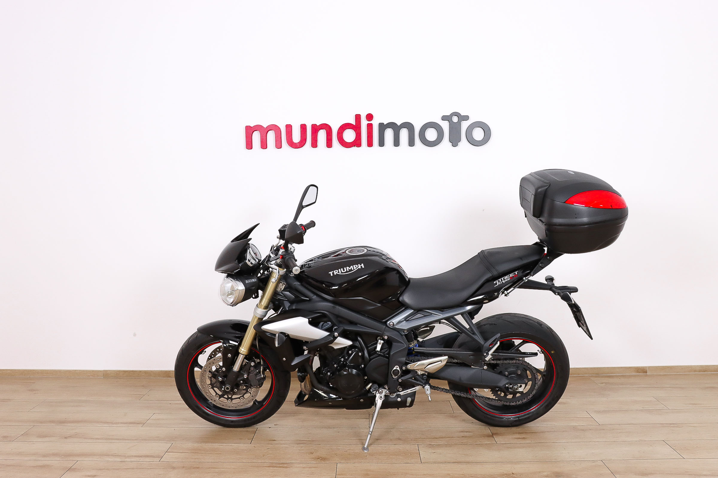 TRIUMPH STREET TRIPLE 660TRIUMPH8 TRIUMPH STREET TRIPLE 660TRIUMPH8