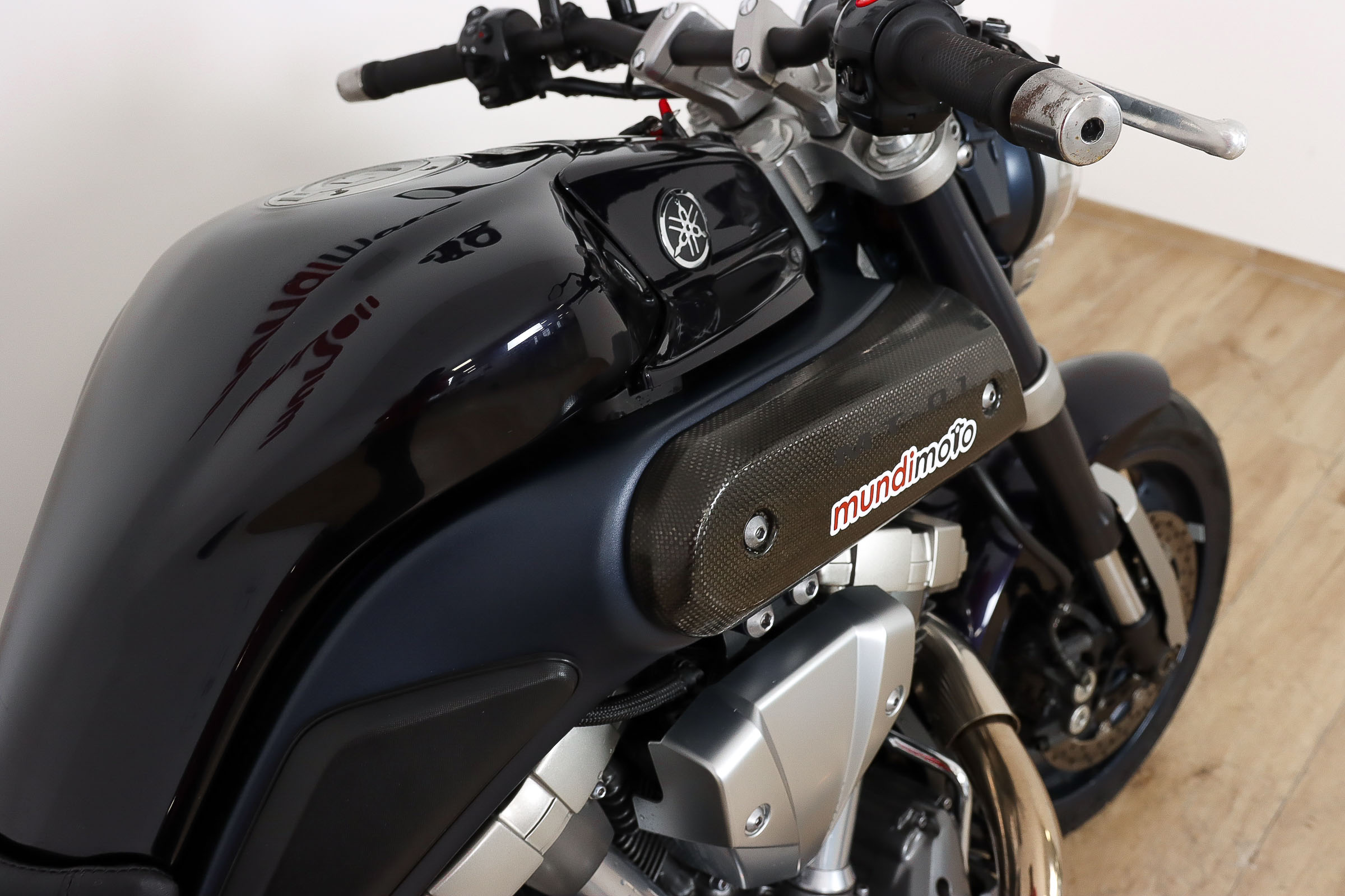 YAMAHA MT 01YAMAHA4 YAMAHA MT 01YAMAHA4