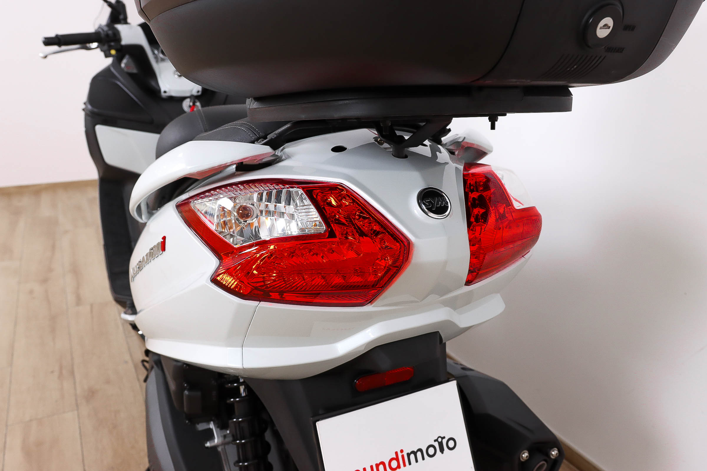 SYM Maxsym 600i ABS promoSYM8 SYM Maxsym 600i ABS promoSYM8