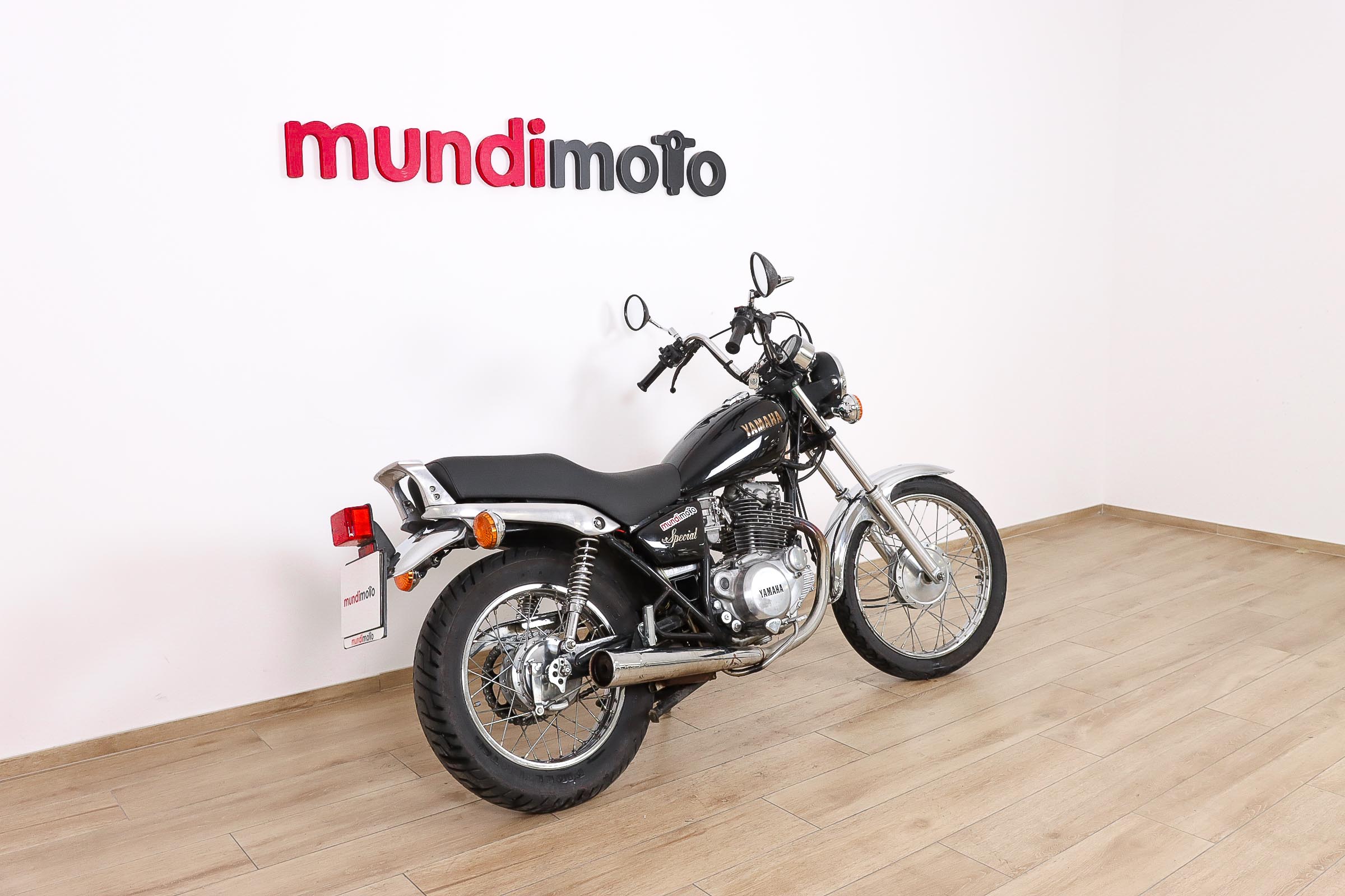 YAMAHA SR 250 SpecialYAMAHA2 YAMAHA SR 250 SpecialYAMAHA2