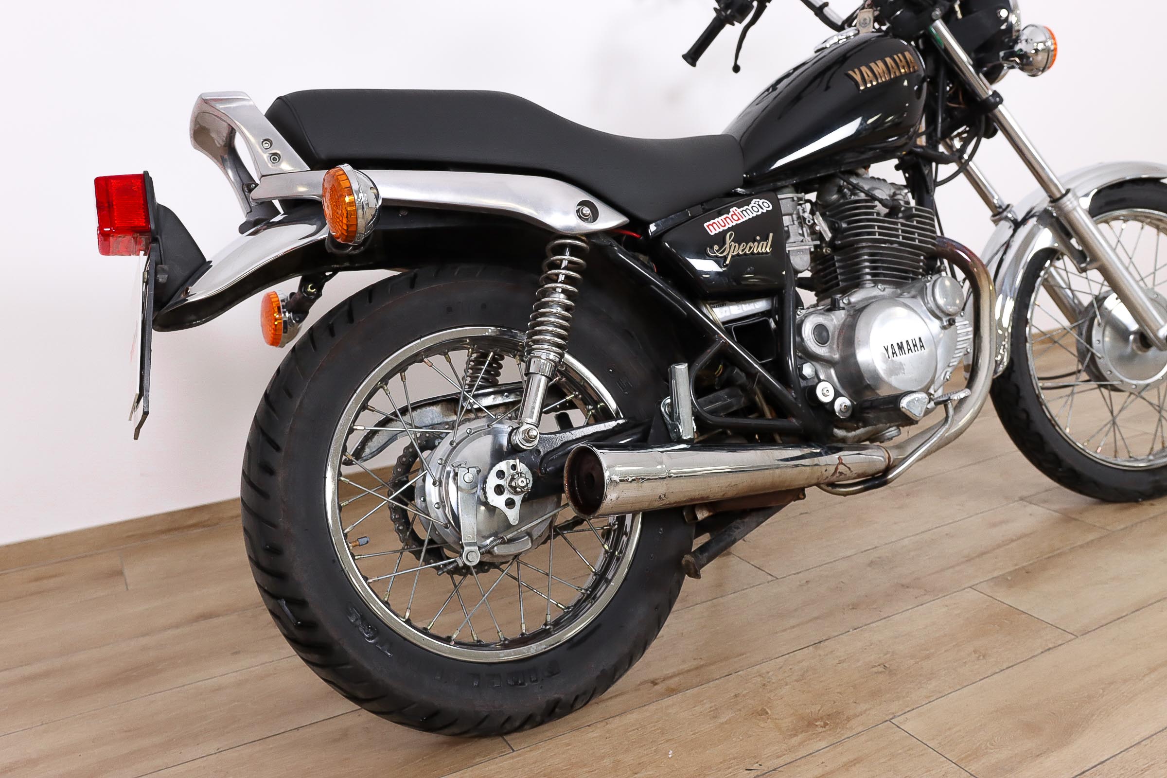 YAMAHA SR 250 SpecialYAMAHA4 YAMAHA SR 250 SpecialYAMAHA4