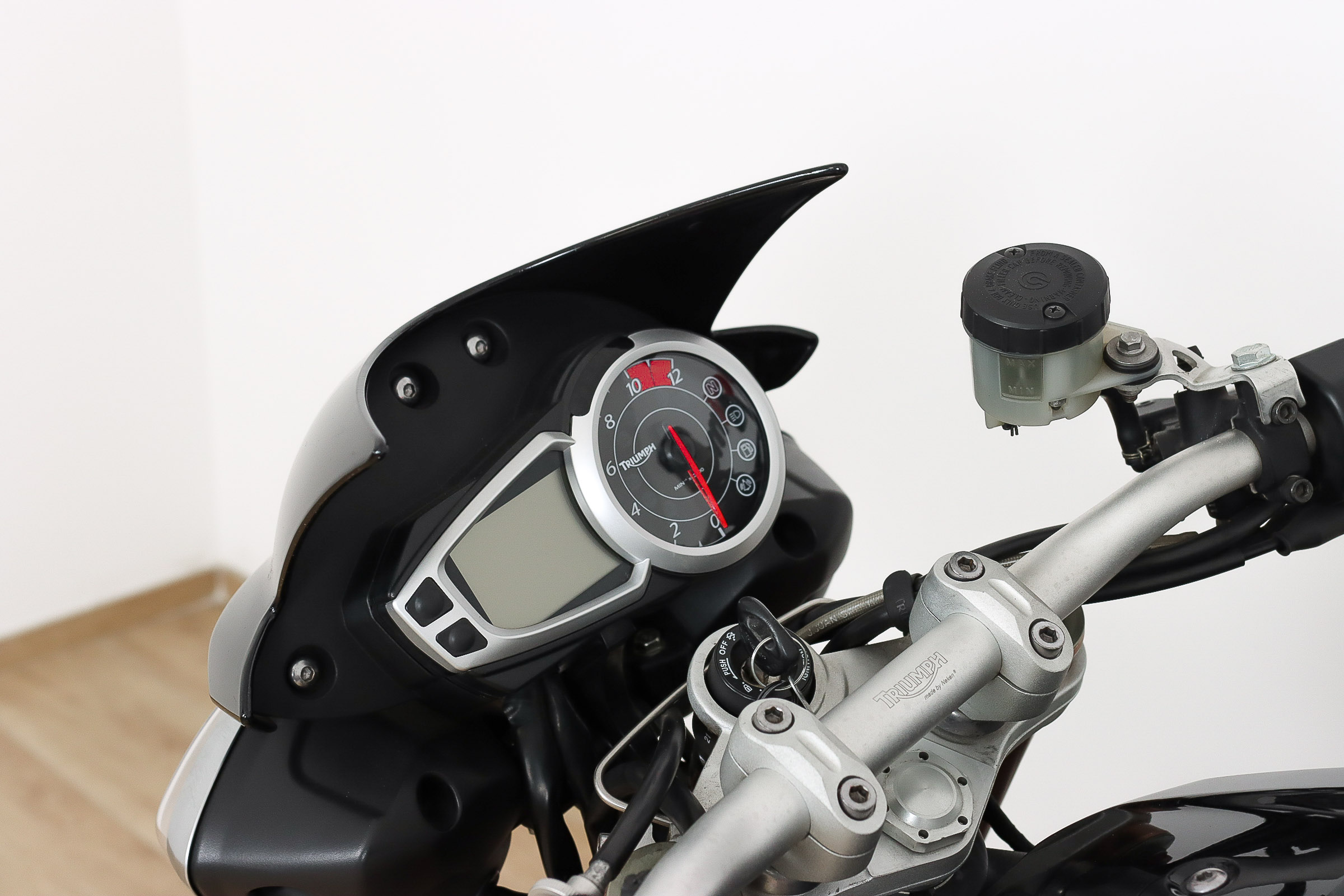 TRIUMPH SPEED TRIPLETRIUMPH13 TRIUMPH SPEED TRIPLETRIUMPH13