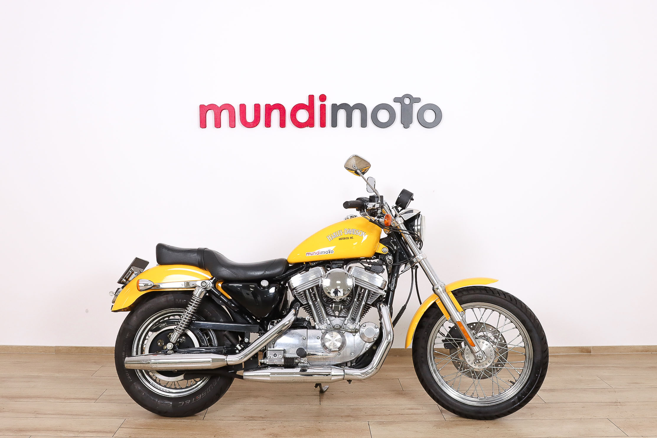 HARLEY DAVIDSON Sportster 883HARLEY DAVIDSON0 HARLEY DAVIDSON Sportster 883HARLEY DAVIDSON0