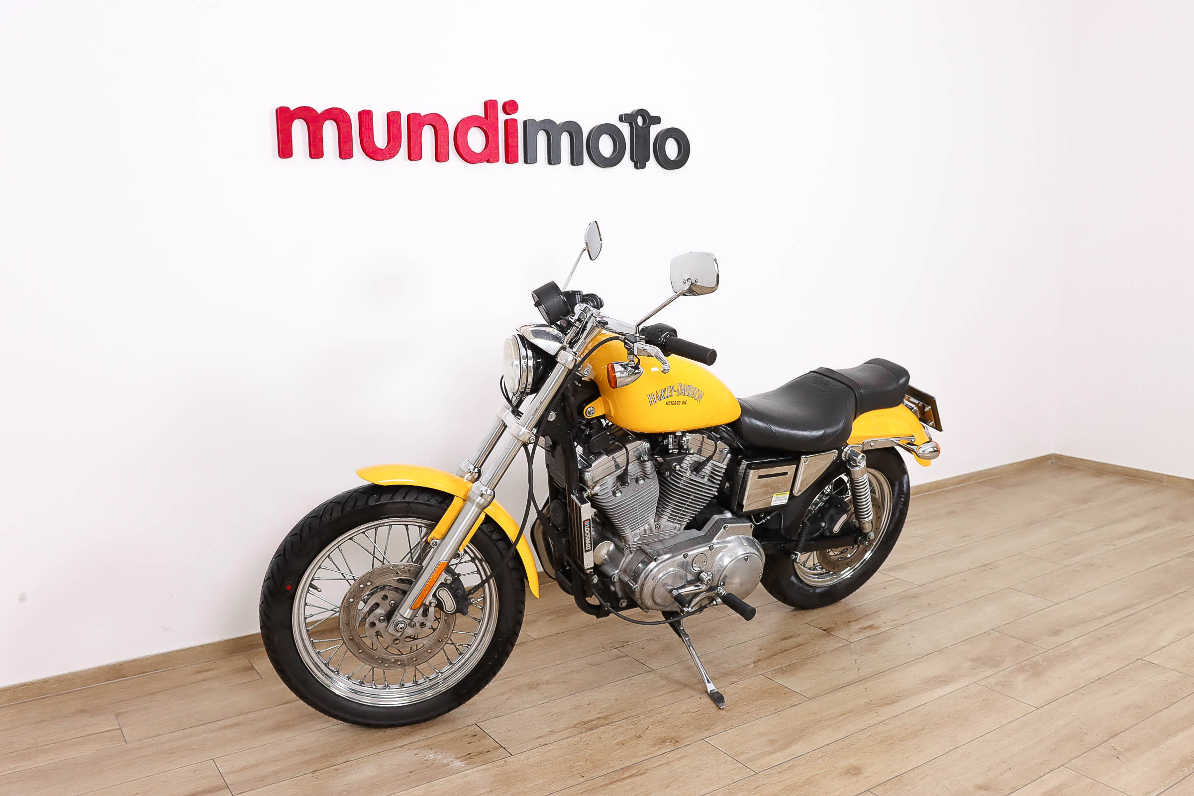 HARLEY DAVIDSON Sportster 883HARLEY DAVIDSON5 HARLEY DAVIDSON Sportster 883HARLEY DAVIDSON5