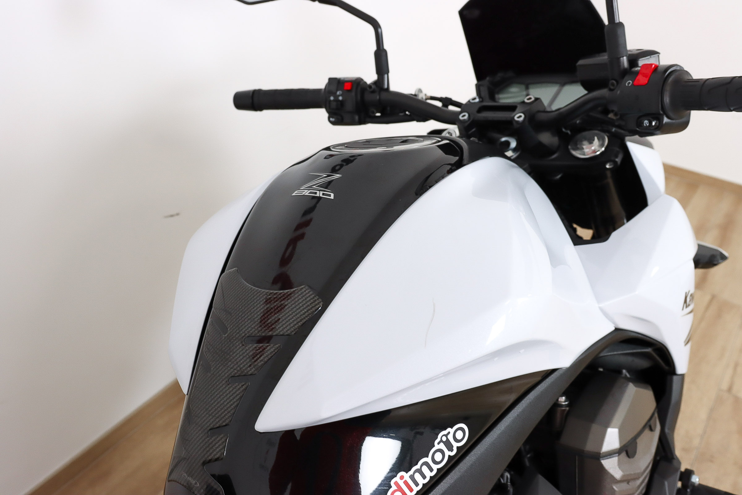 KAWASAKI Z 800KAWASAKI4 KAWASAKI Z 800KAWASAKI4
