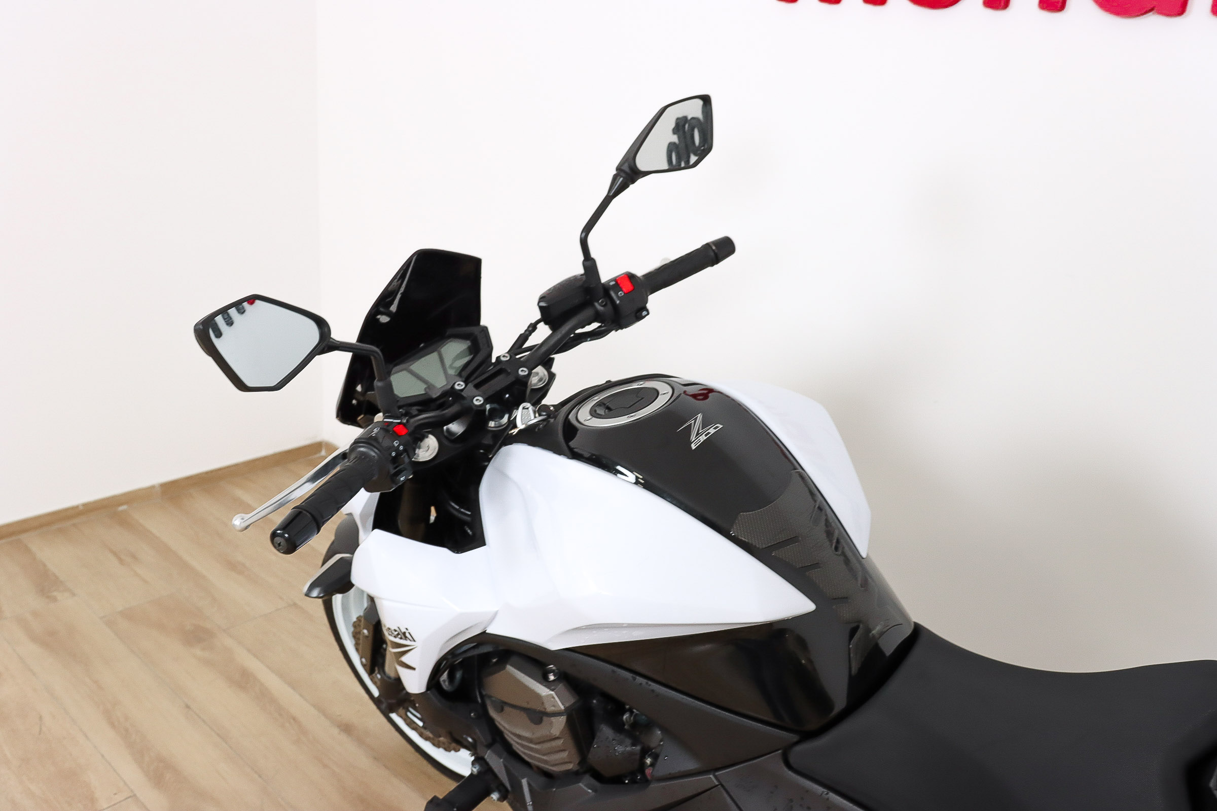 KAWASAKI Z 800KAWASAKI9 KAWASAKI Z 800KAWASAKI9