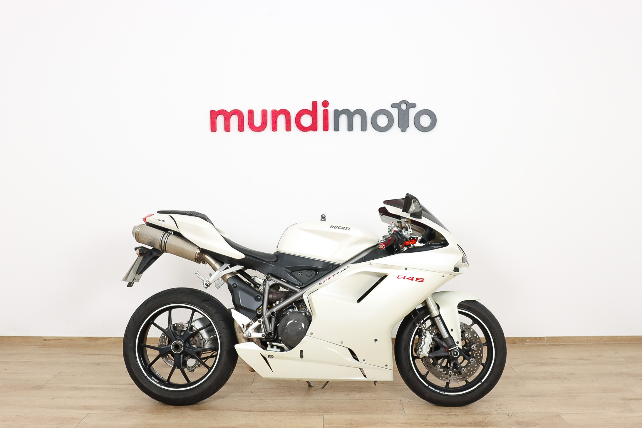 DUCATI 848 SuperbikeDUCATI0 DUCATI 848 SuperbikeDUCATI0