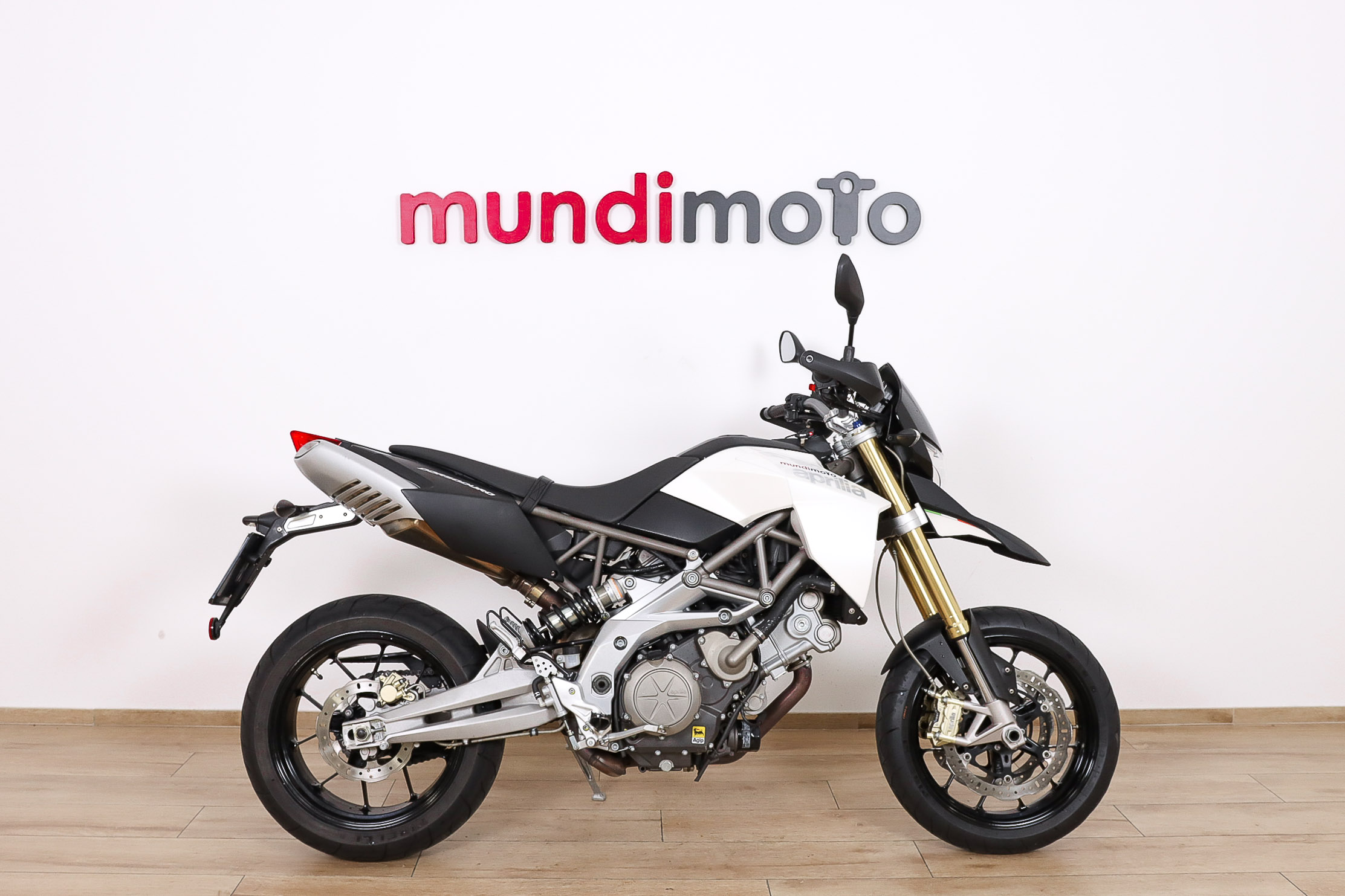 APRILIA Dorsoduro 750APRILIA0 APRILIA Dorsoduro 750APRILIA0