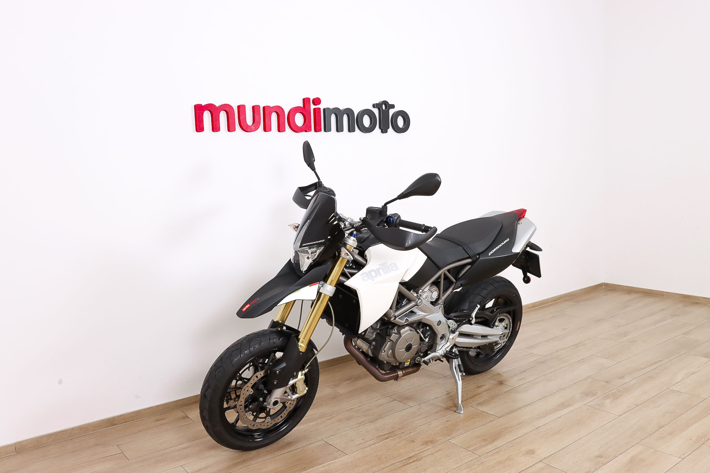 APRILIA Dorsoduro 750APRILIA7 APRILIA Dorsoduro 750APRILIA7