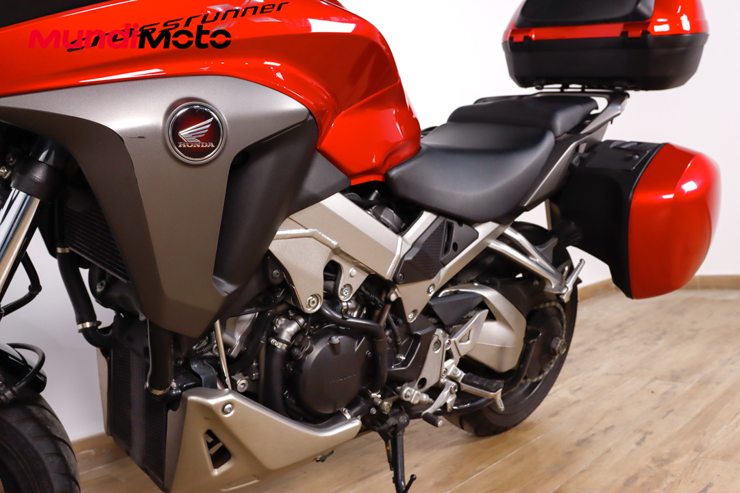 HONDA VFR 800FHONDA8 HONDA VFR 800FHONDA8