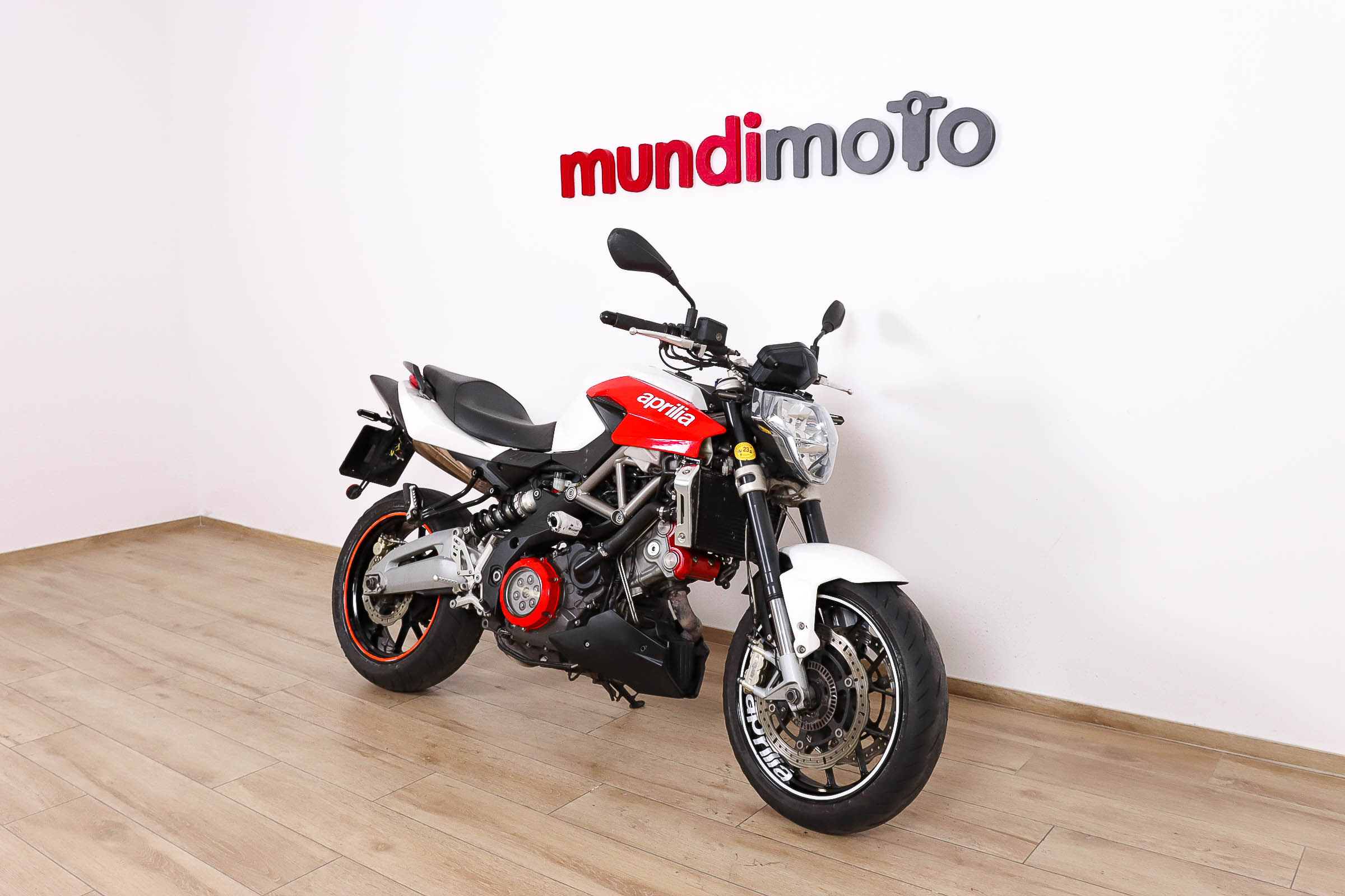 APRILIA Shiver 750APRILIA2 APRILIA Shiver 750APRILIA2
