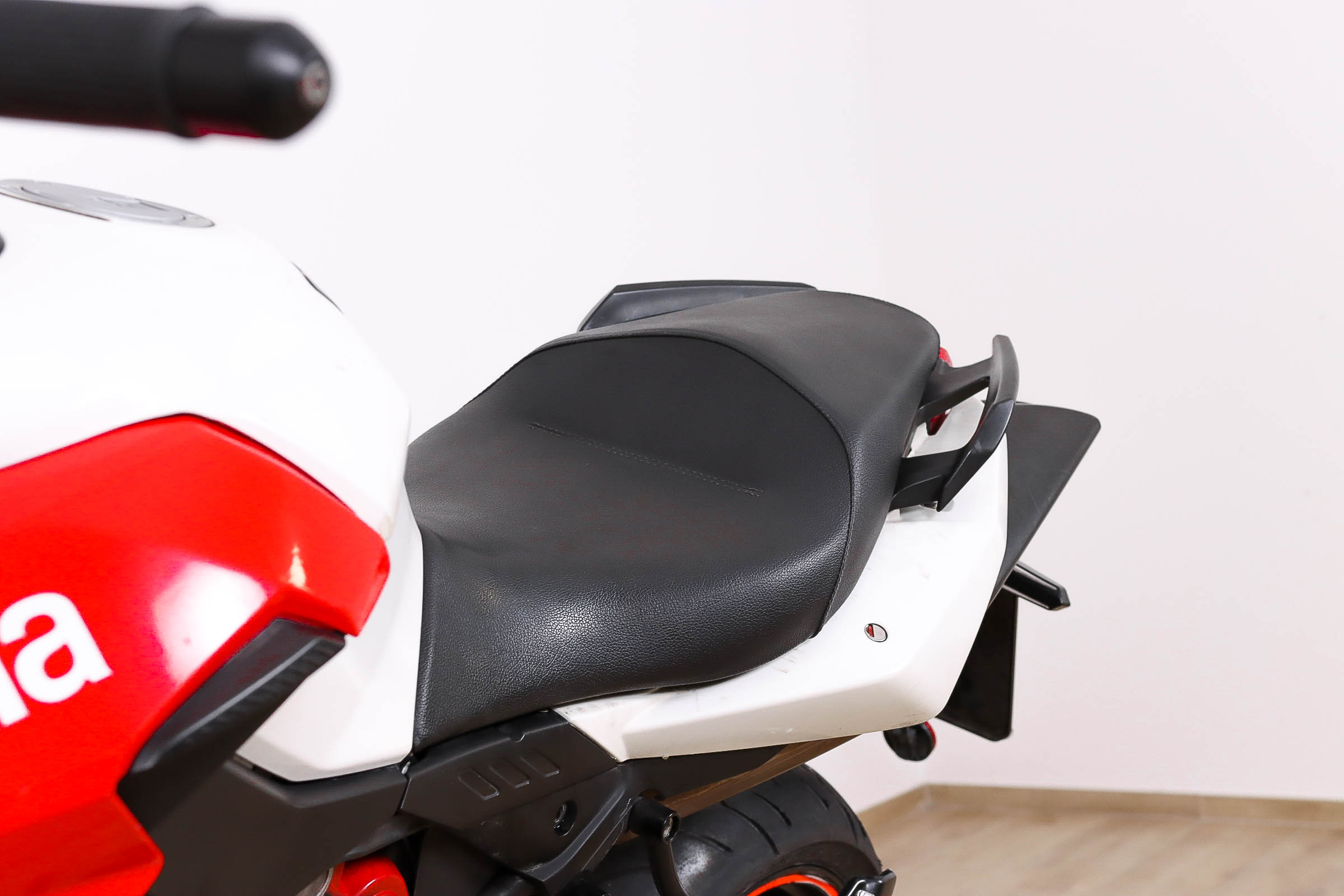 APRILIA Shiver 750APRILIA14 APRILIA Shiver 750APRILIA14